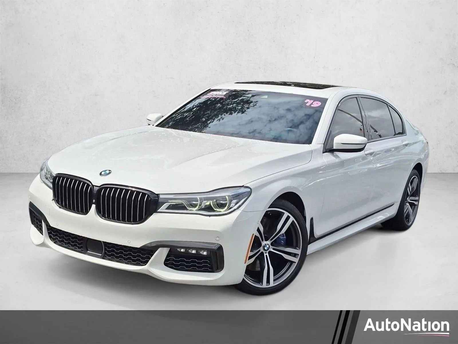2019 BMW 750i