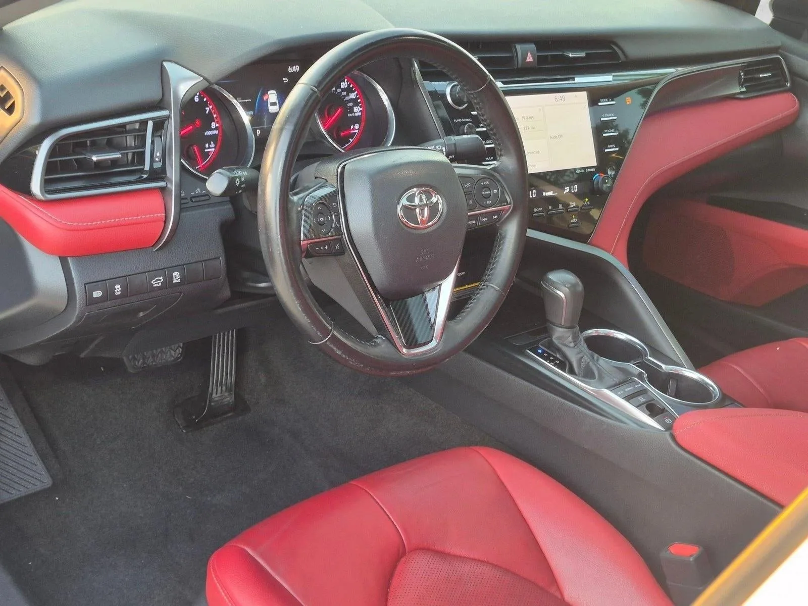 2019 Toyota Camry XSE Auto (Natl) photo 9