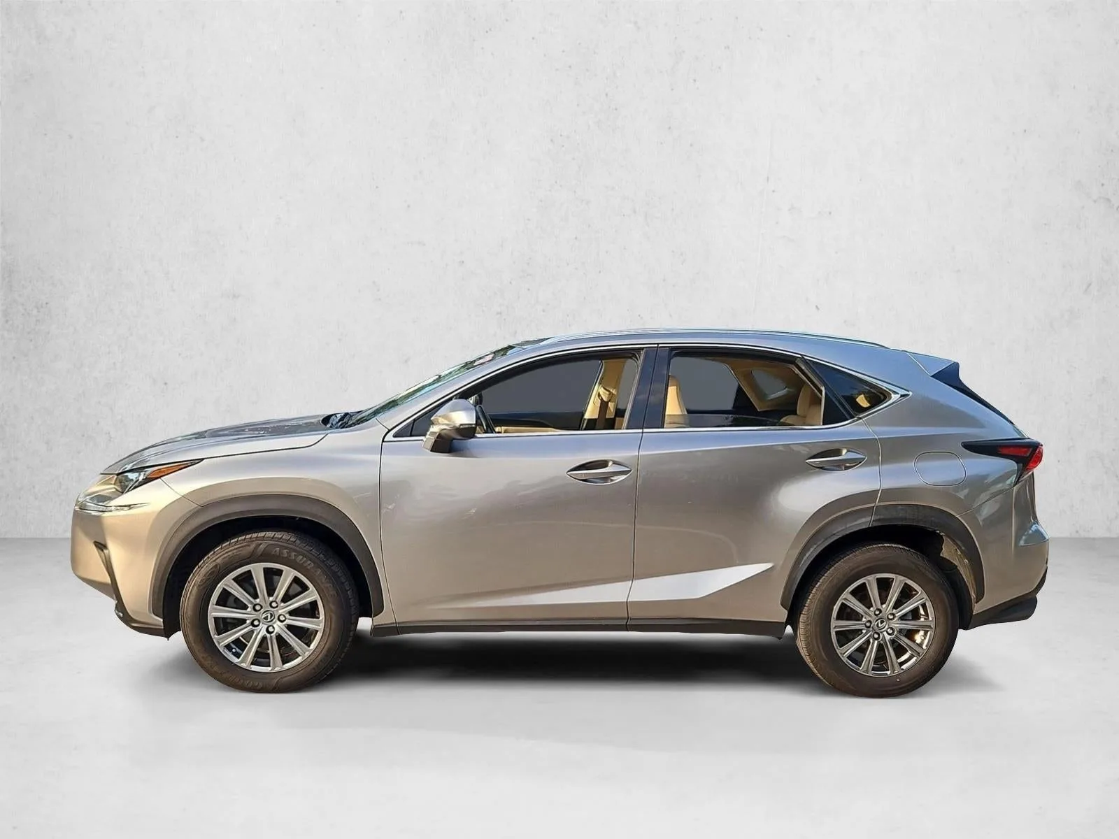 2018 Lexus NX 300 FWD photo 9