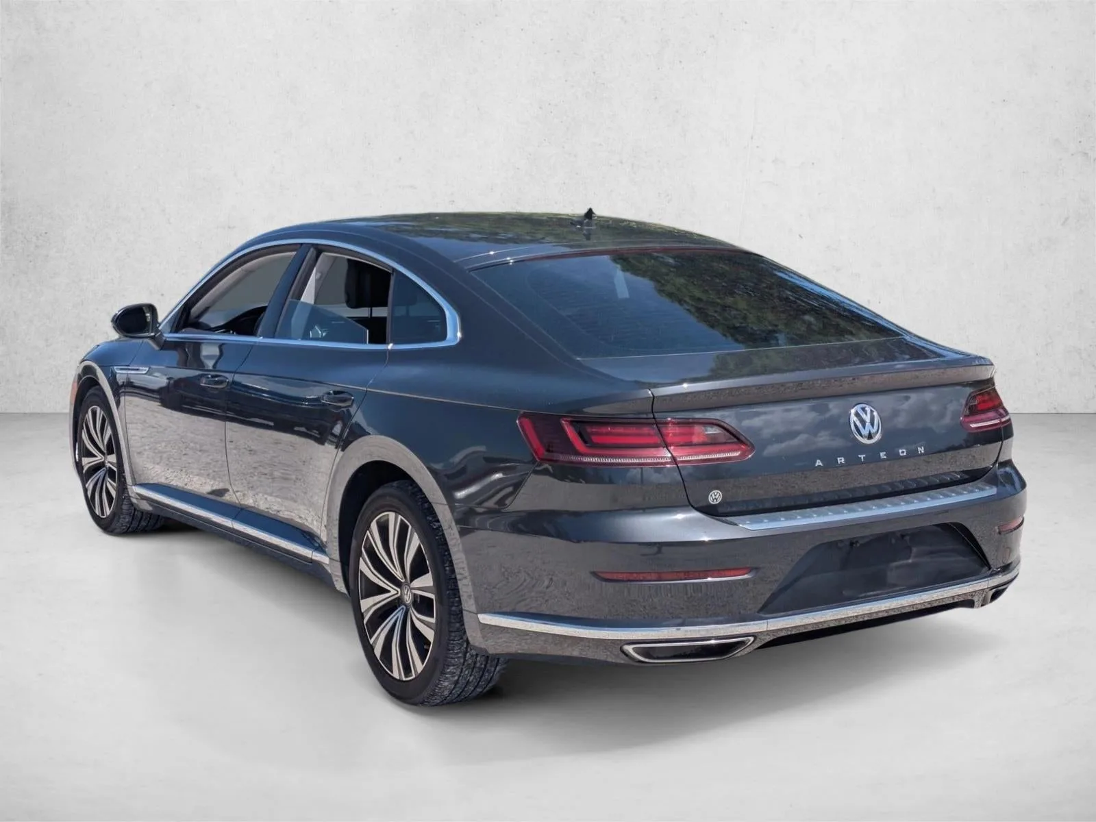 2019 Volkswagen Arteon SE FWD photo 5