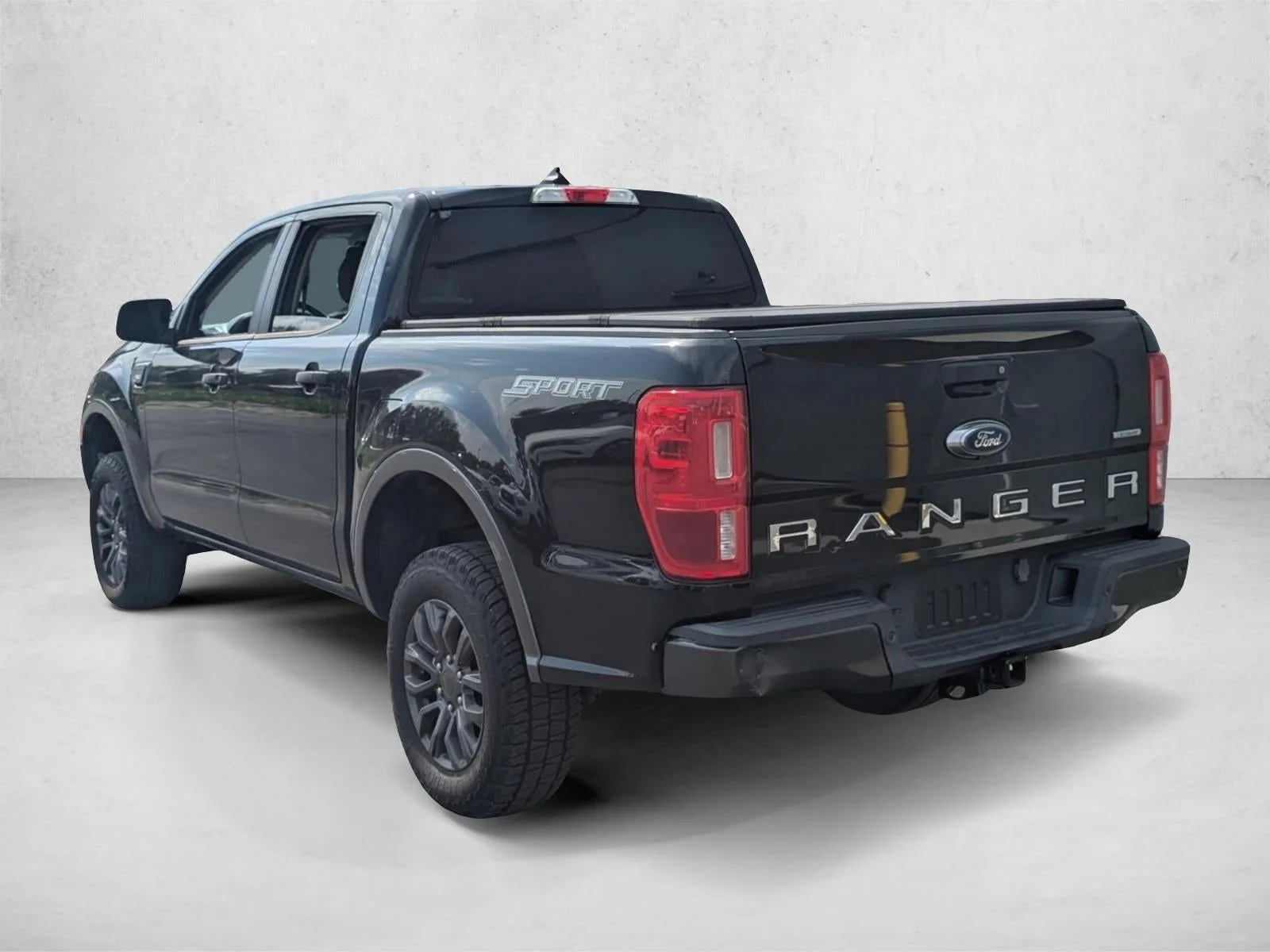 2020 Ford Ranger XLT 2WD SuperCrew 5' Box photo 6