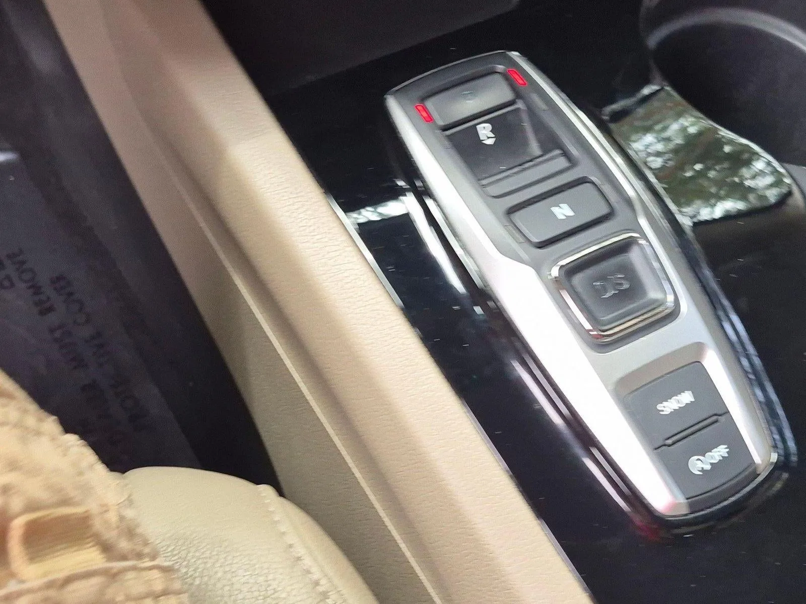 2019 Honda Pilot Touring 8-Passenger 2WD photo 12