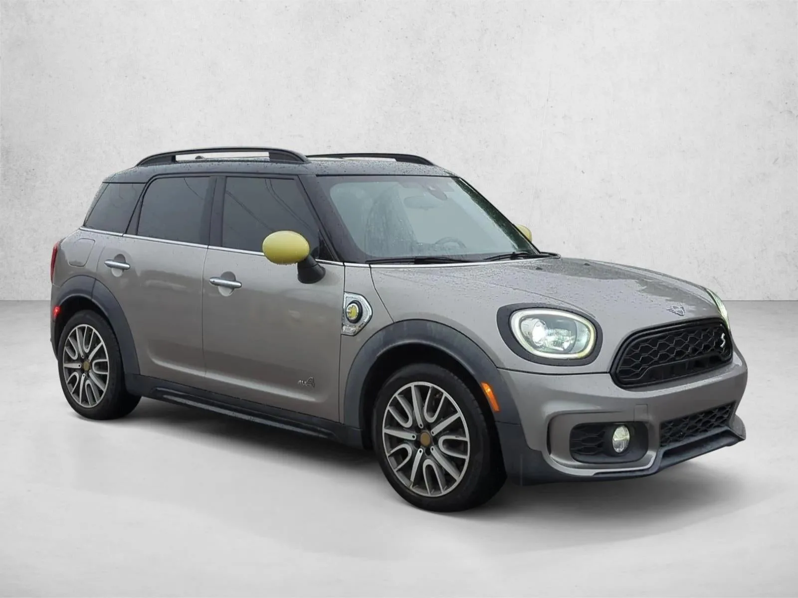2019 MINI Cooper SE Countryman ALL4 Cooper S E photo 3