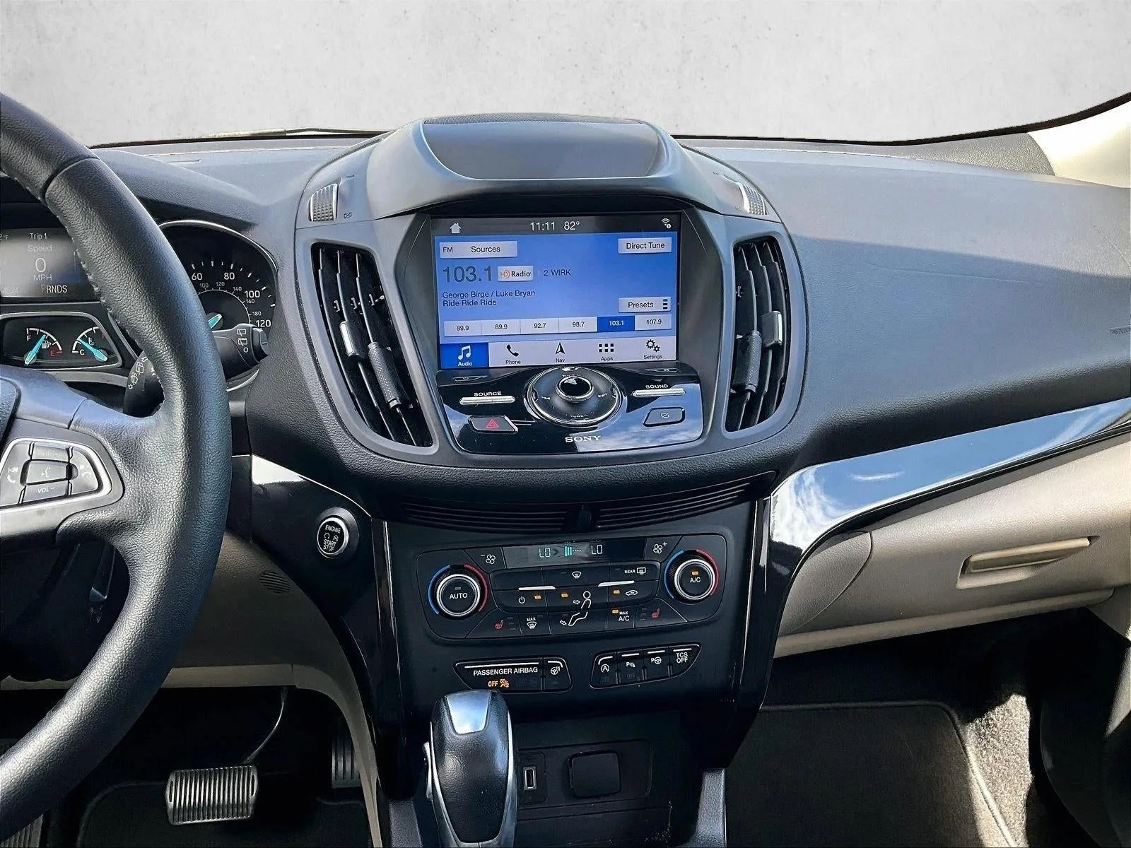 2019 Ford Escape Titanium photo 8