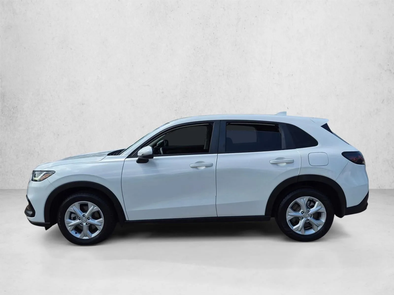 2024 Honda HR-V LX 2WD CVT photo 8
