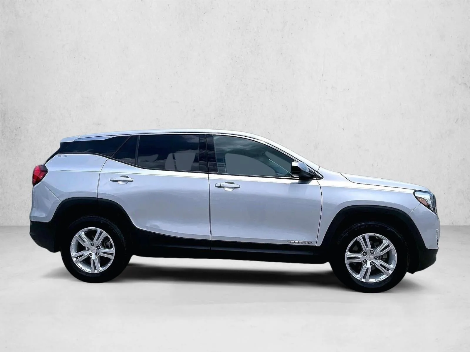 2020 GMC Terrain SLE photo 5