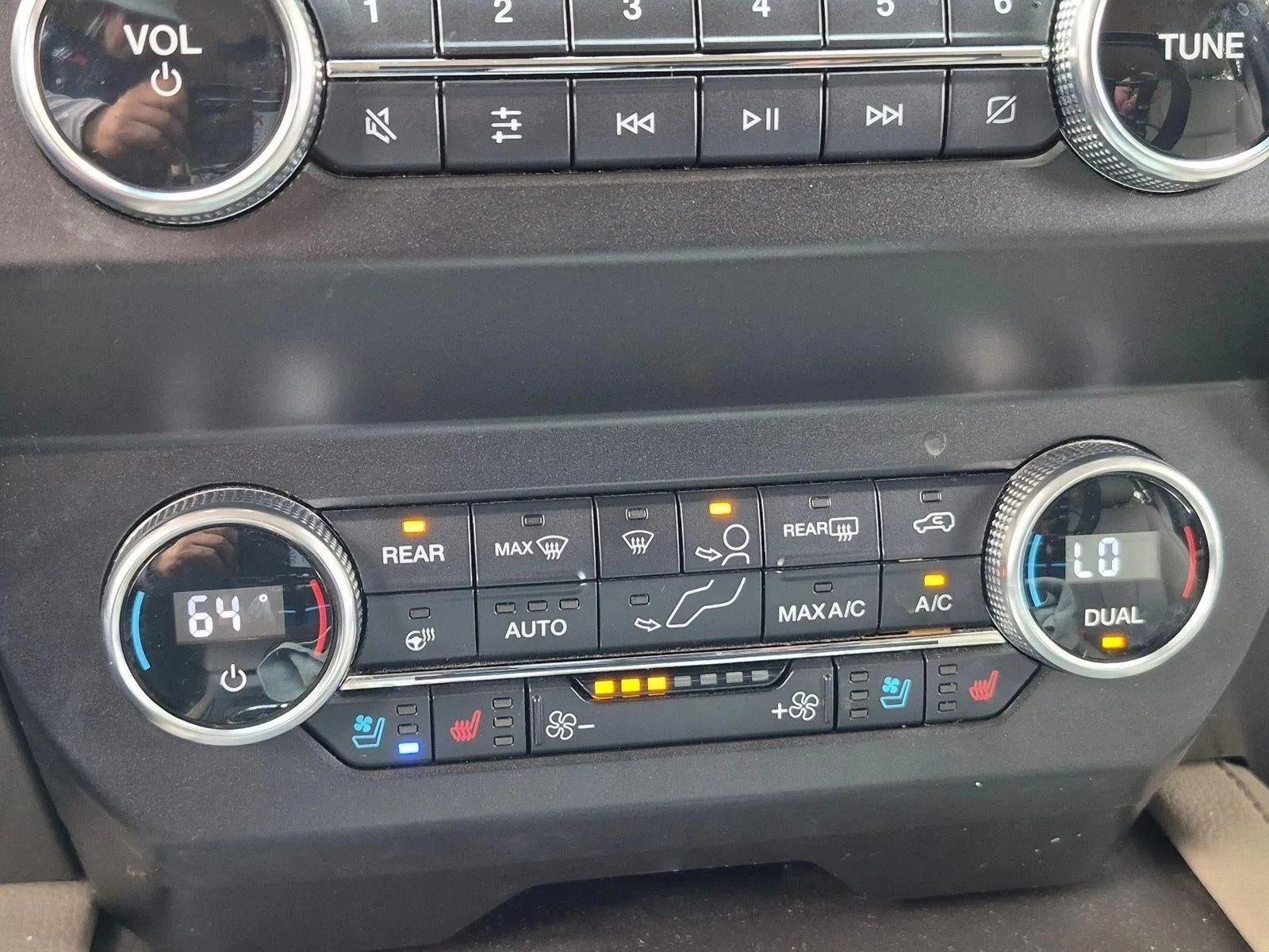 2019 Ford Expedition Max XLT 4x2 photo 12