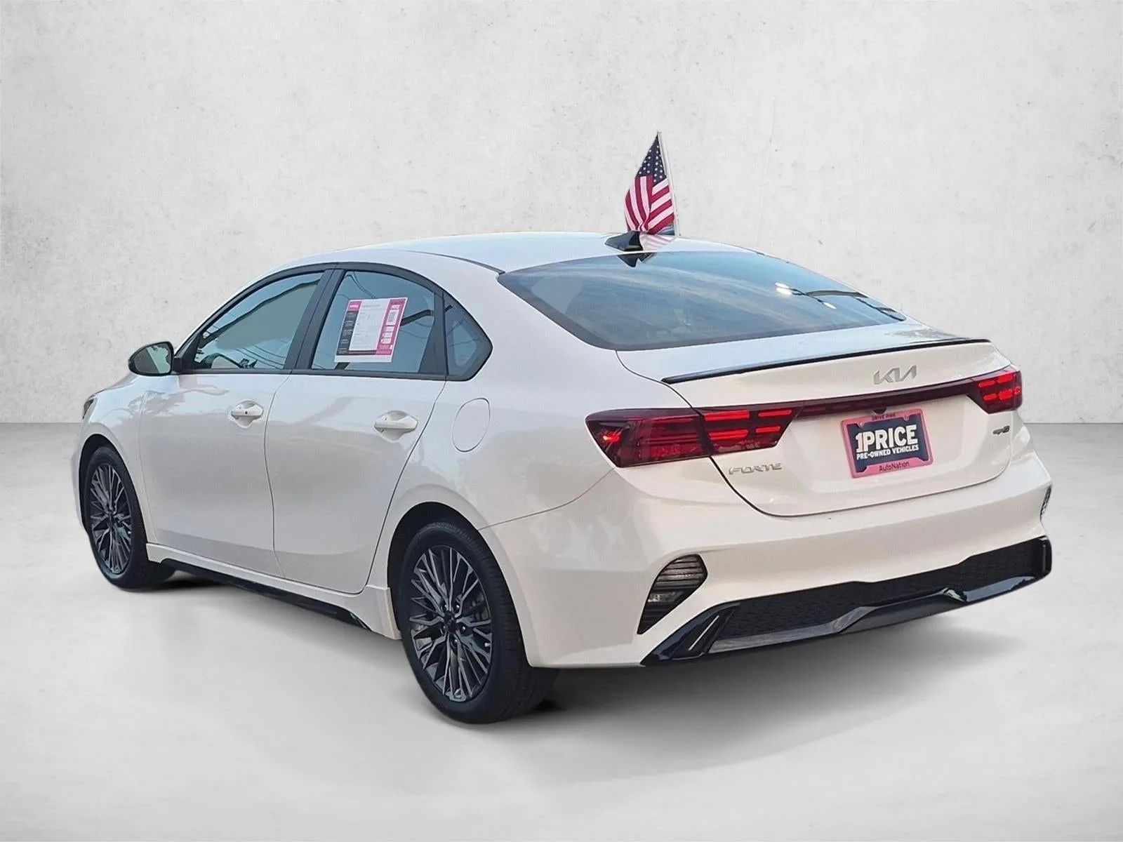 2022 Kia Forte GT-Line photo 8