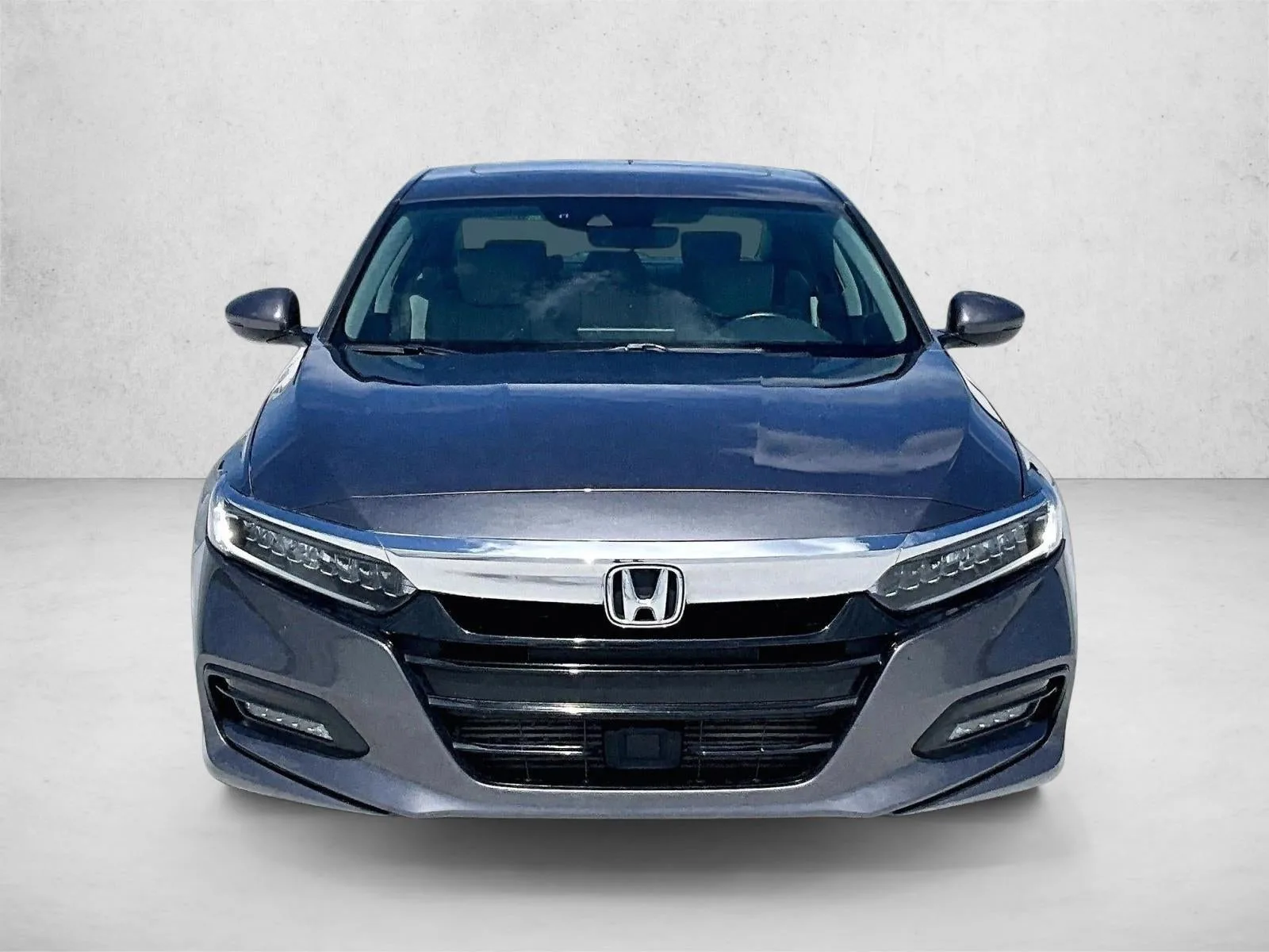 2019 Honda Accord Sedan Touring 2.0T photo 3