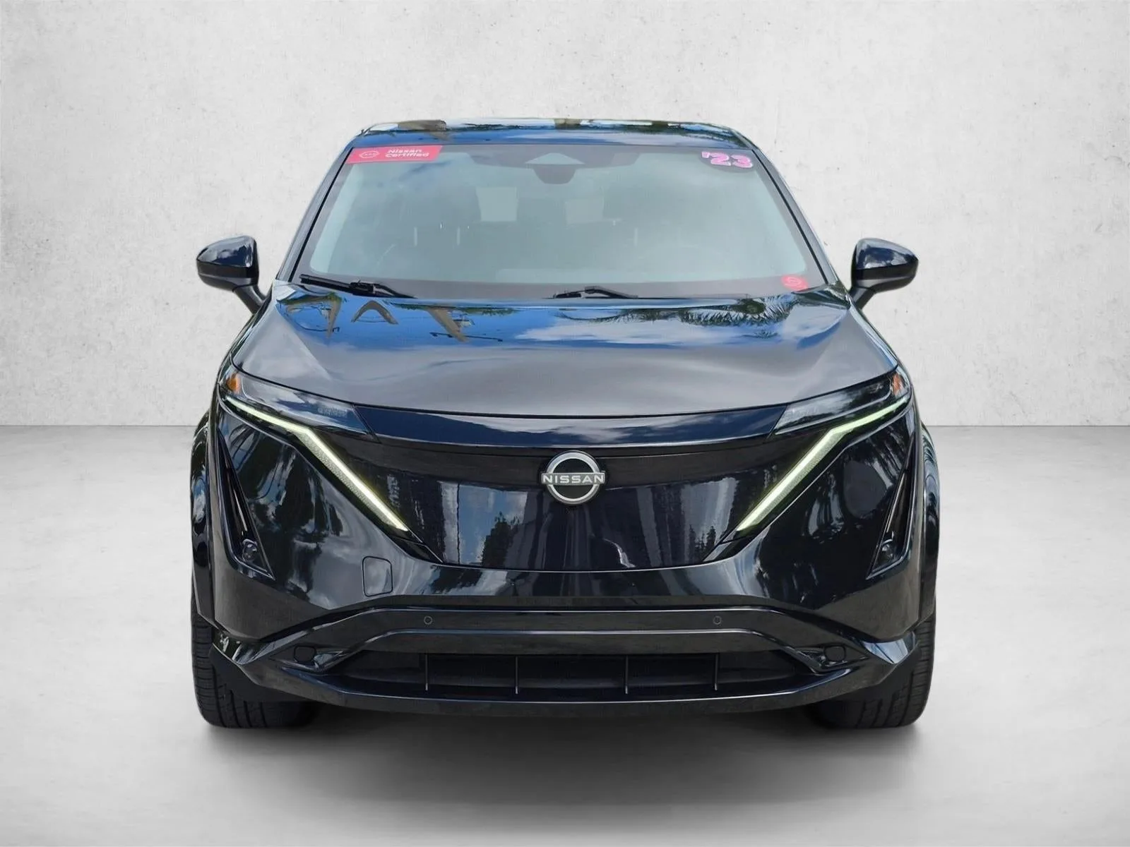 2023 Nissan ARIYA ENGAGE FWD photo 2