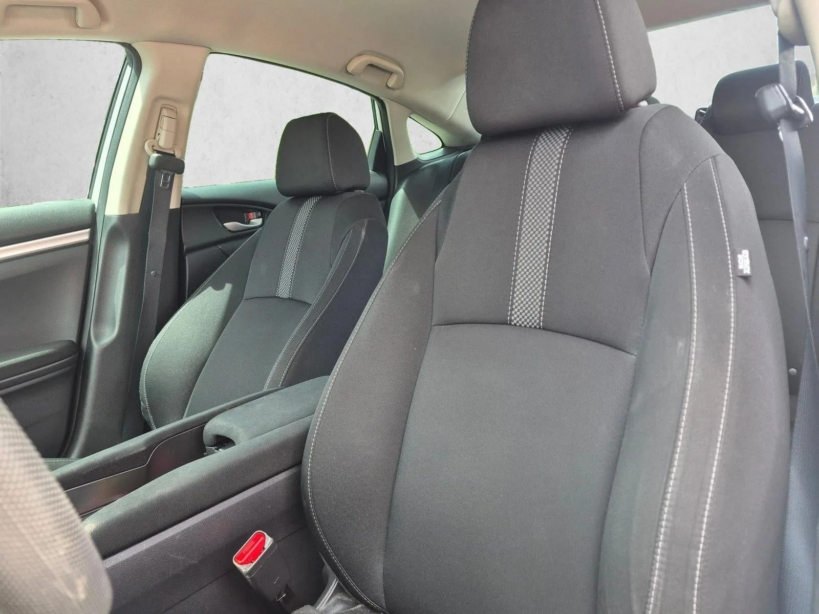 2020 Honda Civic Sedan LX CVT photo 4