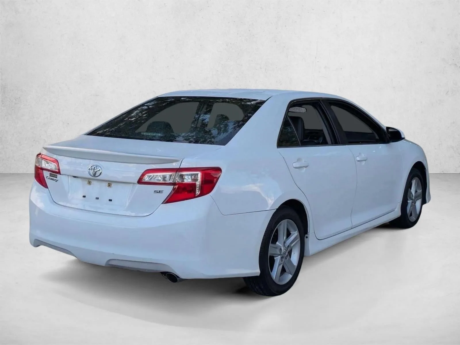 2014 Toyota Camry 4dr Sdn I4 Auto SE (Natl) *Ltd Avail* photo 5