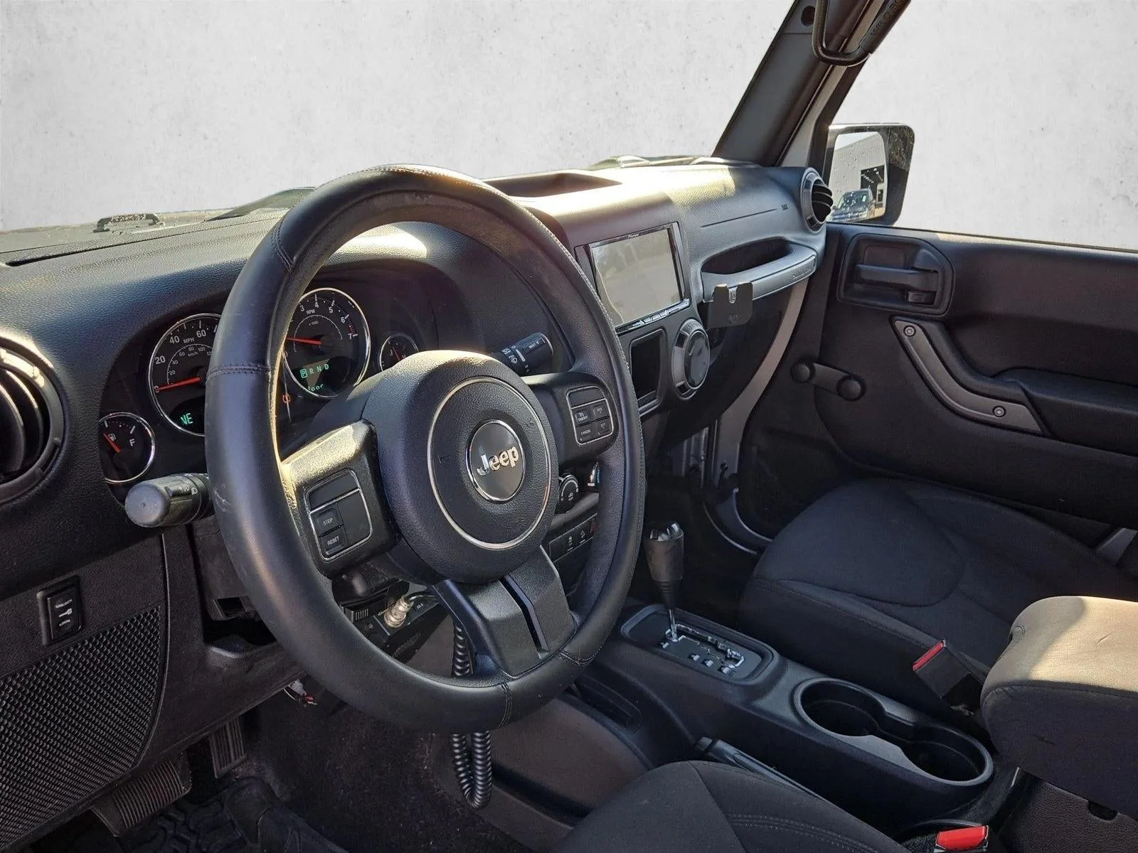 2015 Jeep Wrangler Unlimited 4WD 4dr Sport photo 10