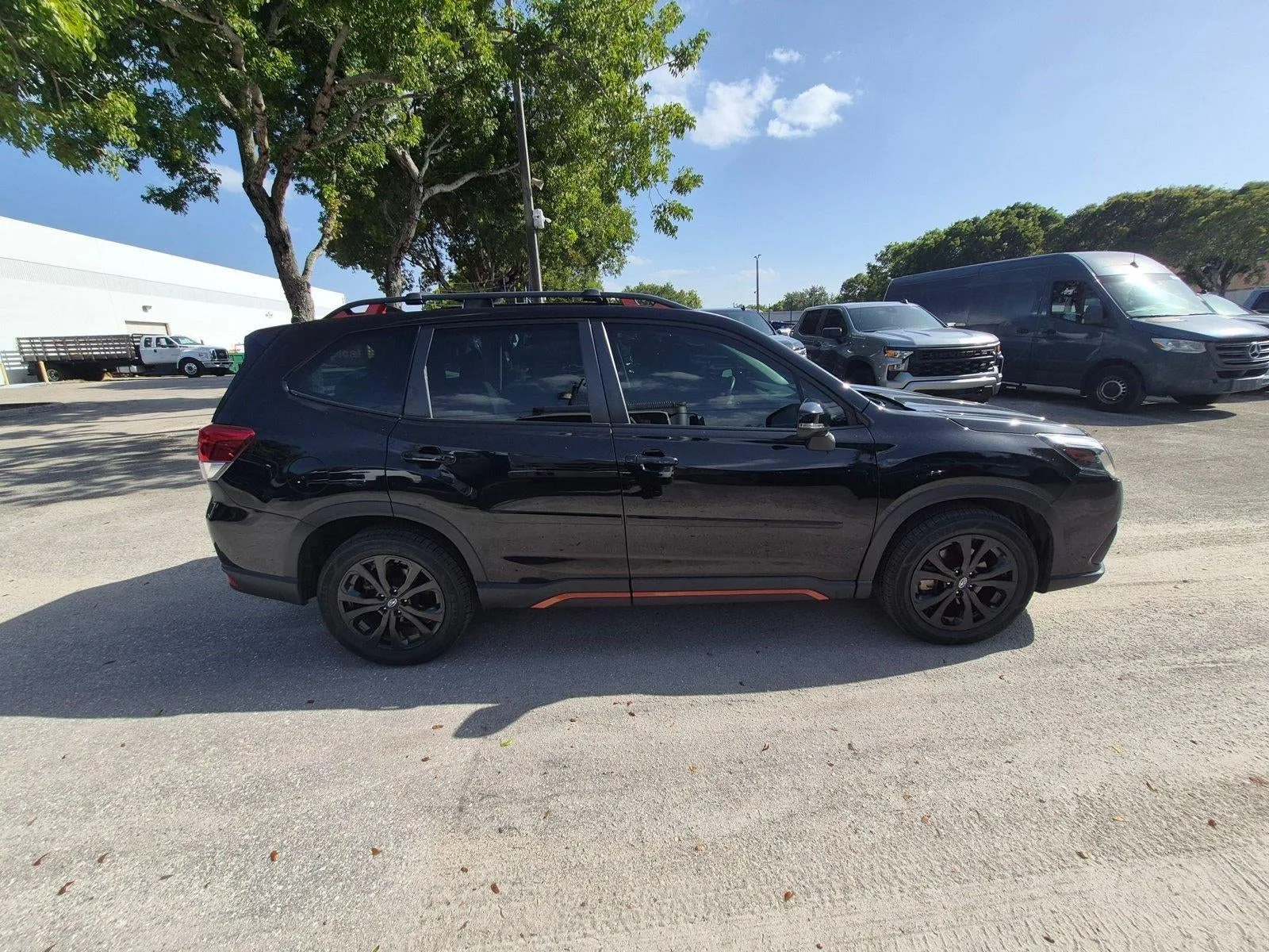 2023 Subaru Forester Sport photo 2