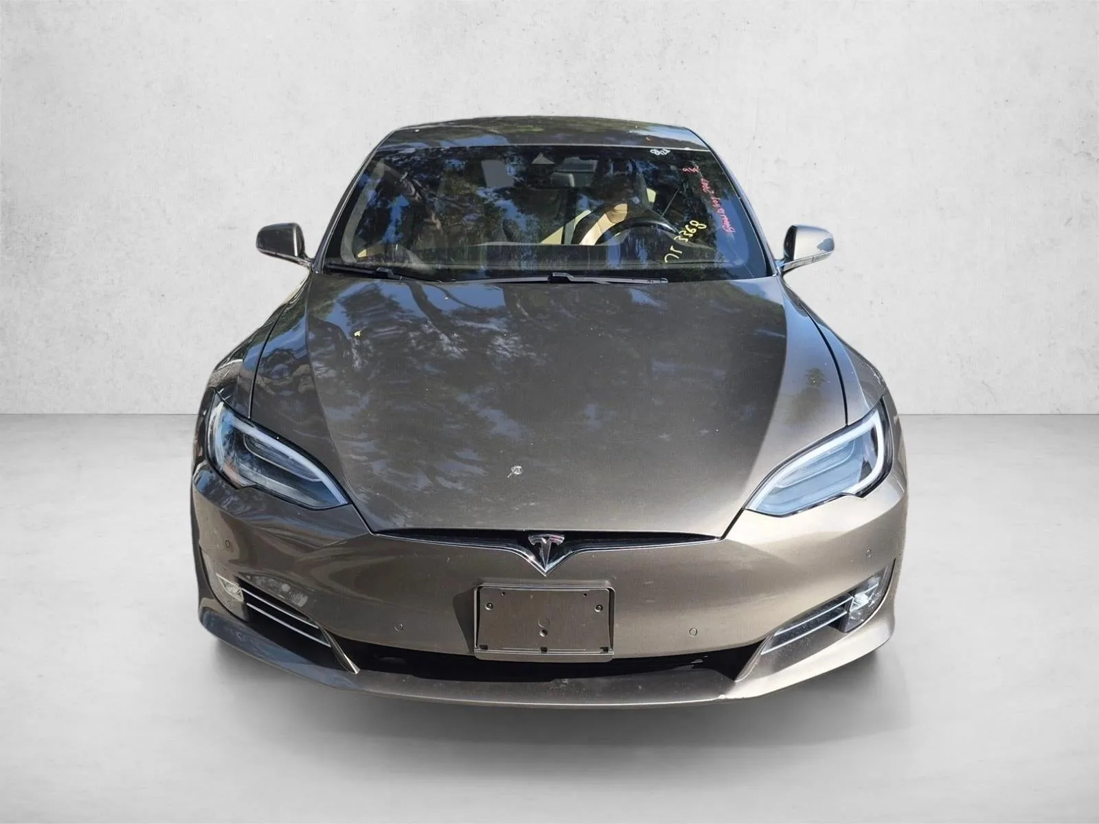 2016 Tesla Model S 70 kWh Battery photo 2