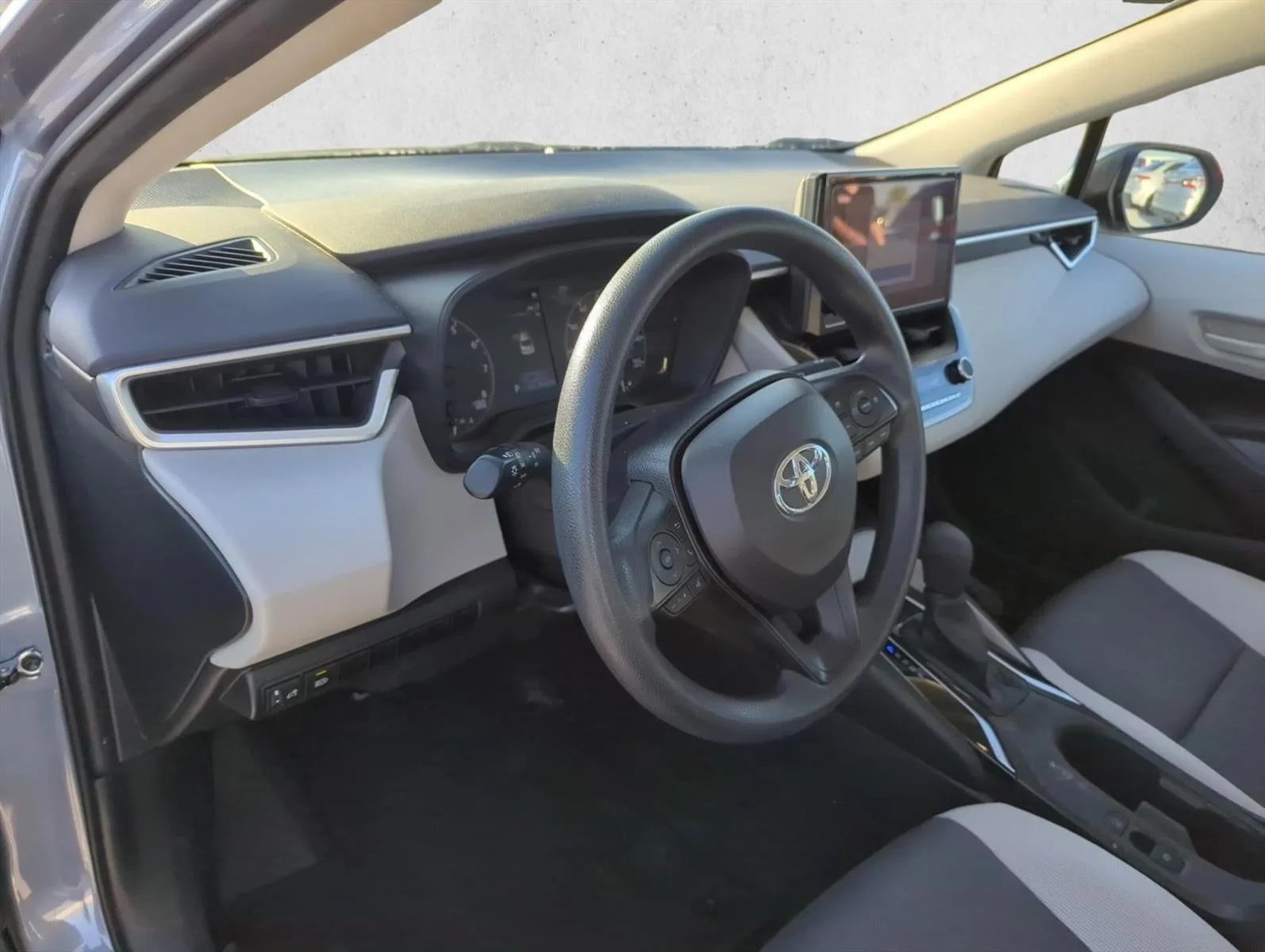 2024 Toyota Corolla LE CVT (Natl) photo 12