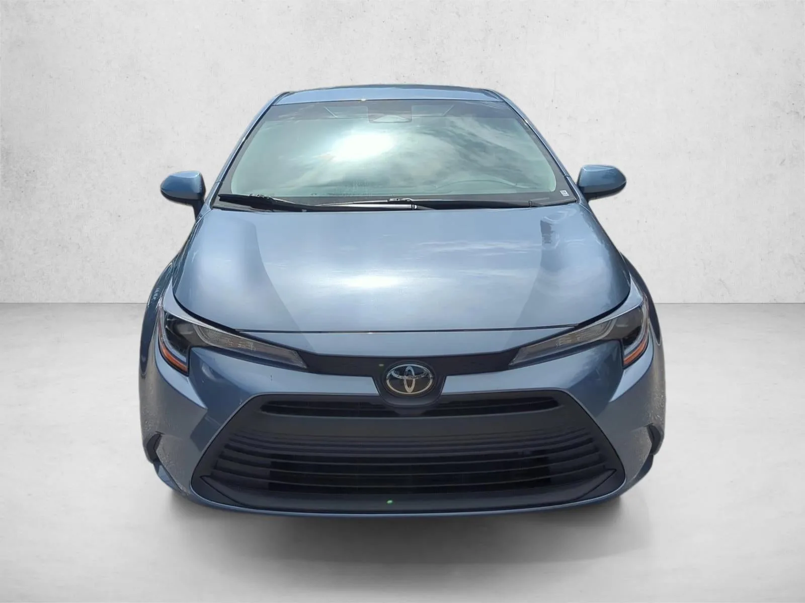 2025 Toyota Corolla LE CVT (Natl) photo 2
