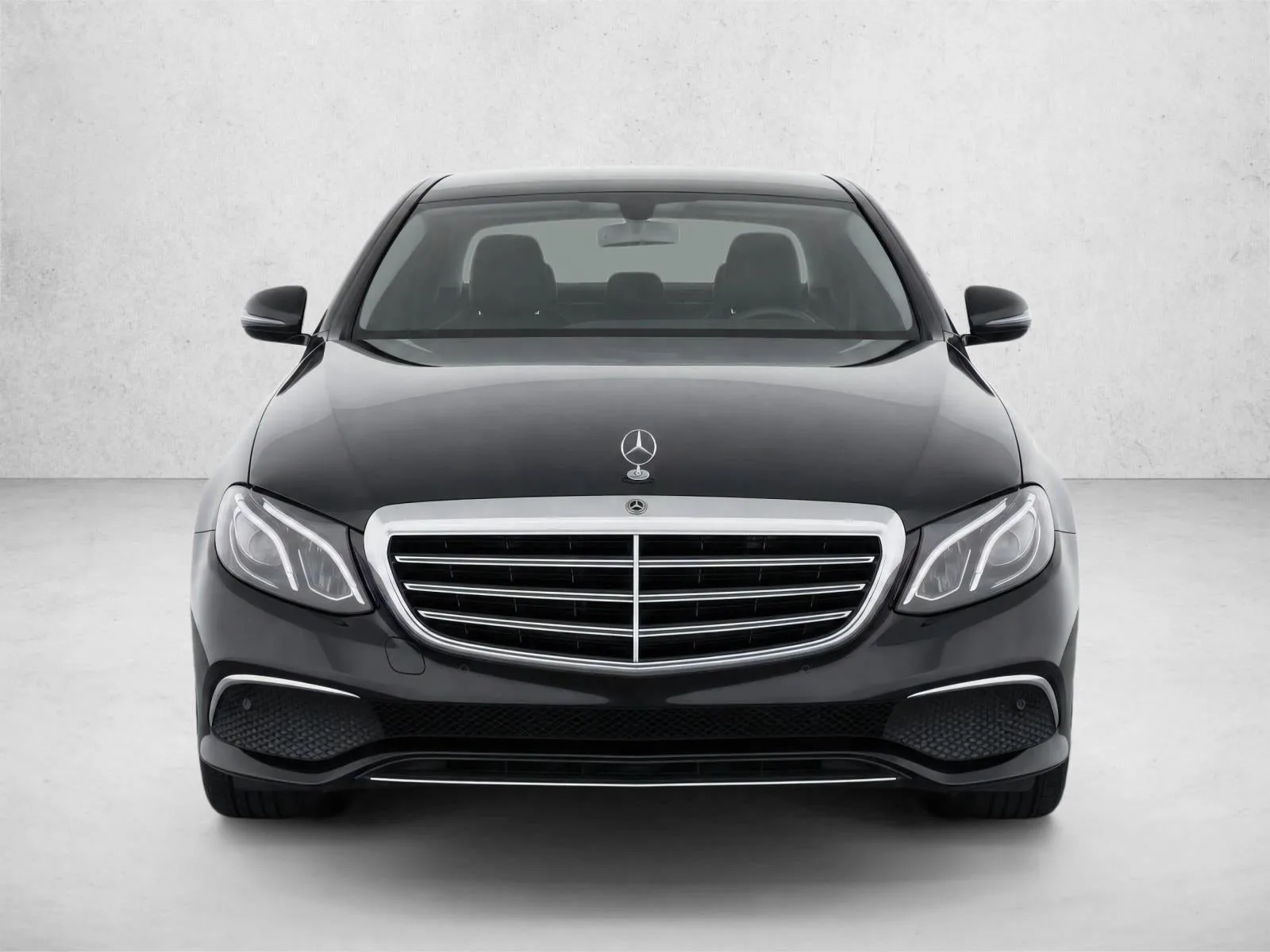 2017 Mercedes-Benz E-Class E 300 Luxury RWD Sedan photo 2
