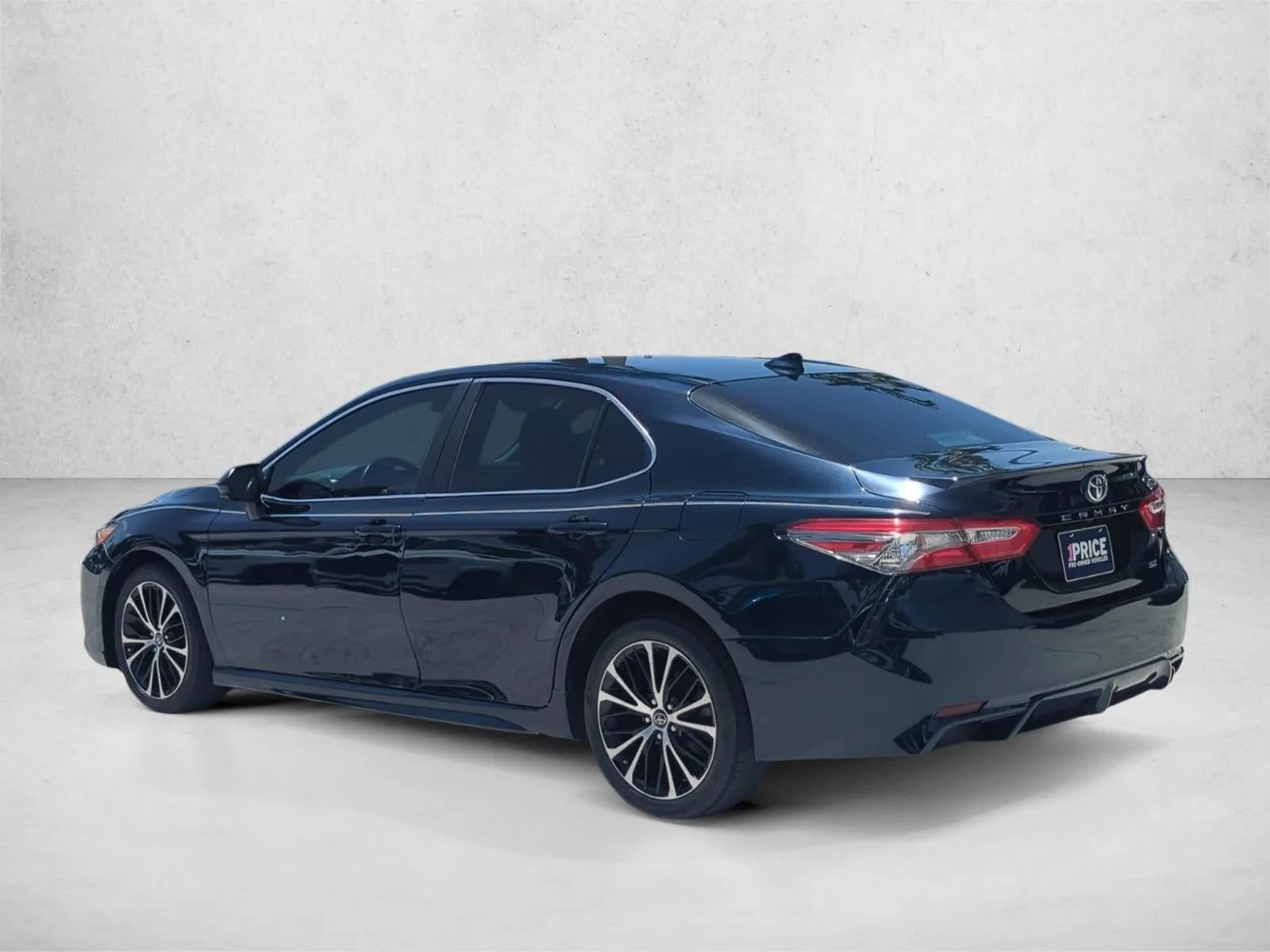 2019 Toyota Camry SE Auto (SE) photo 7