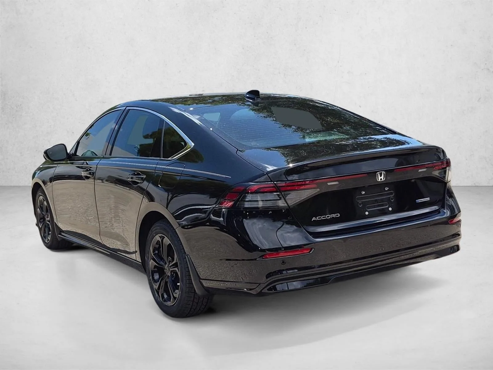 2023 Honda Accord Hybrid EX-L photo 7
