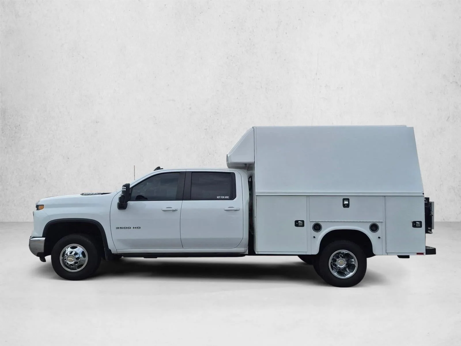 2024 Chevrolet Silverado 3500 HD Chassis Cab LT photo 8