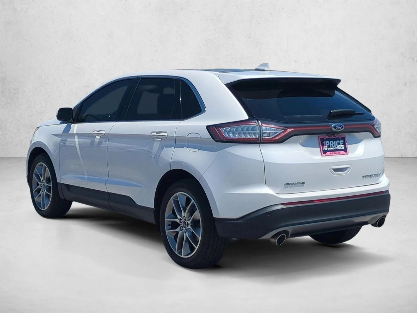 2018 Ford Edge Titanium photo 8
