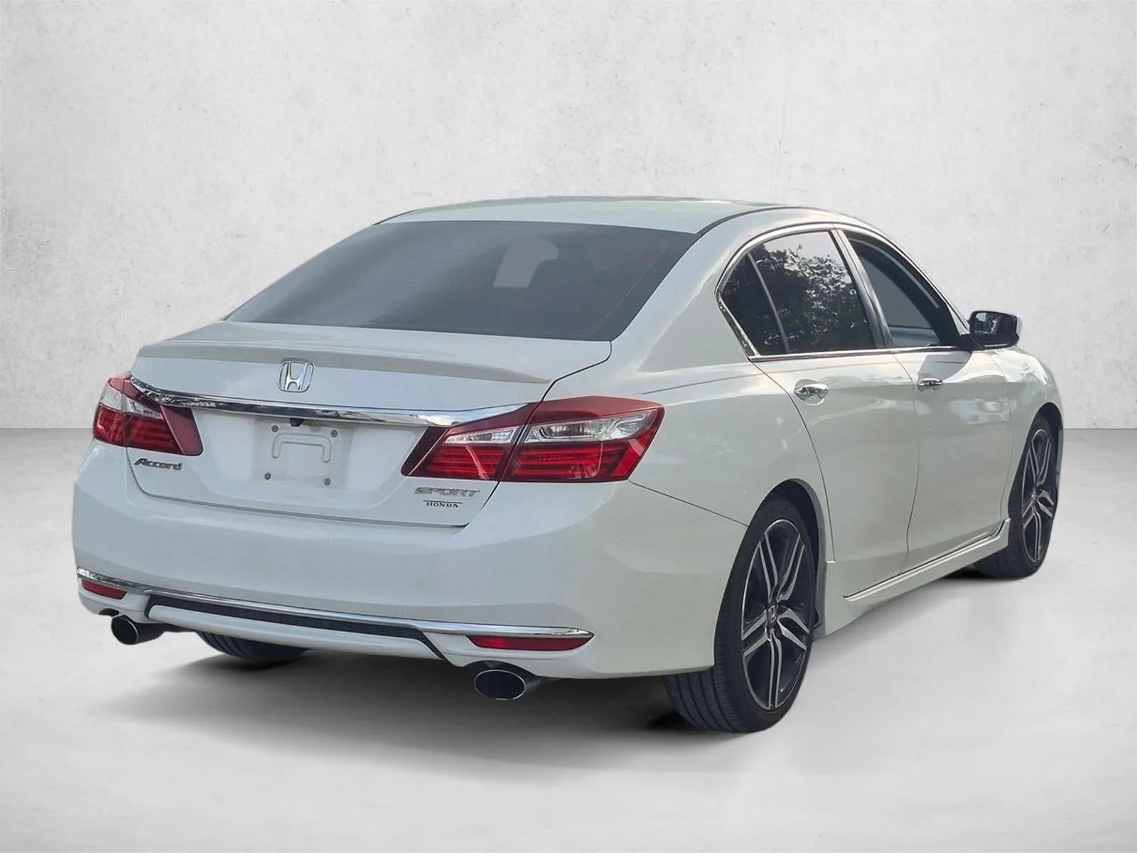 2016 Honda Accord Sport photo 5