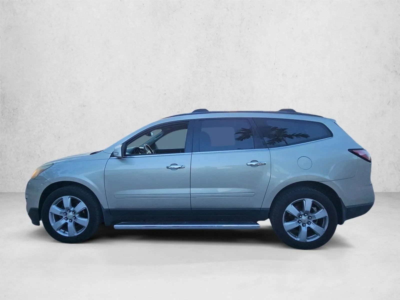 2017 Chevrolet Traverse LT photo 4