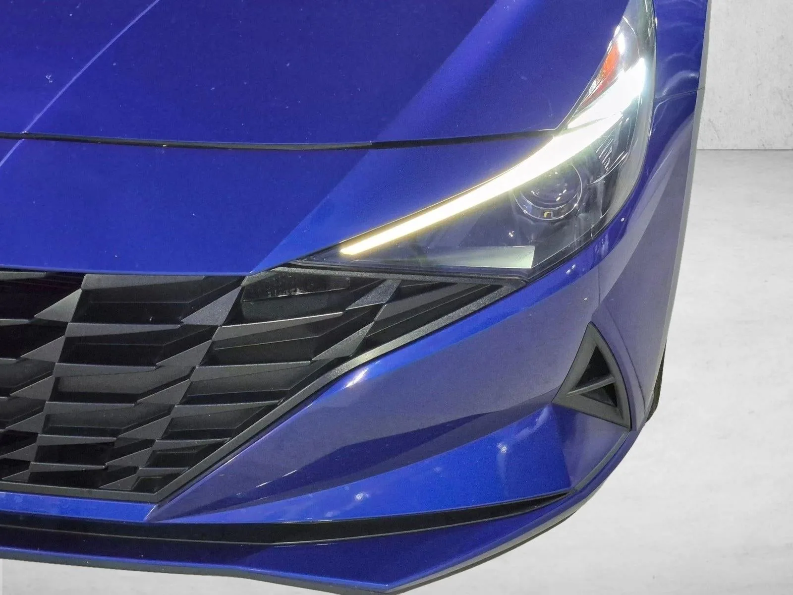 2023 Hyundai ELANTRA Hybrid Blue DCT photo 7