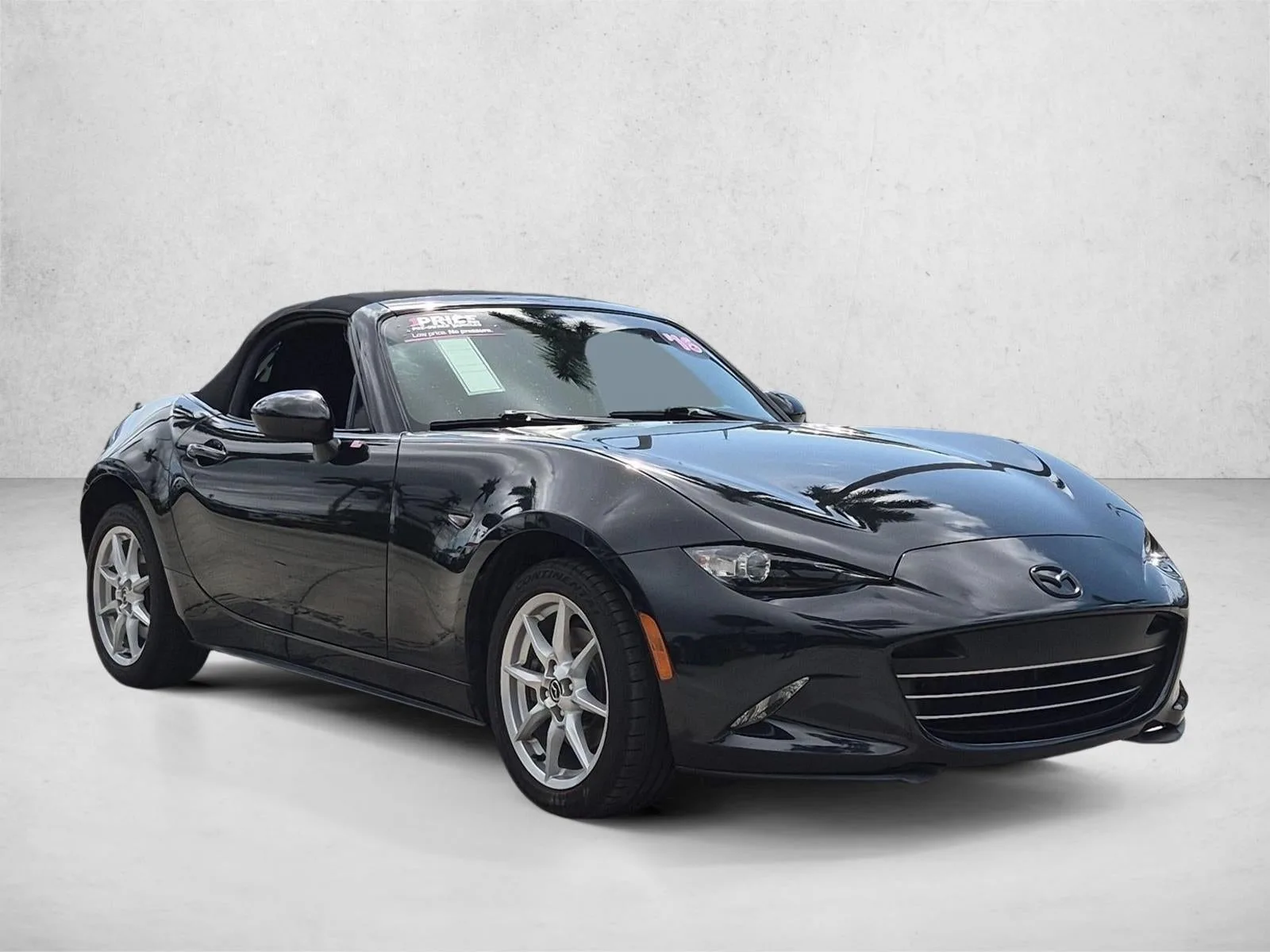 2016 Mazda MX-5 Miata 2dr Conv Auto Sport photo 3