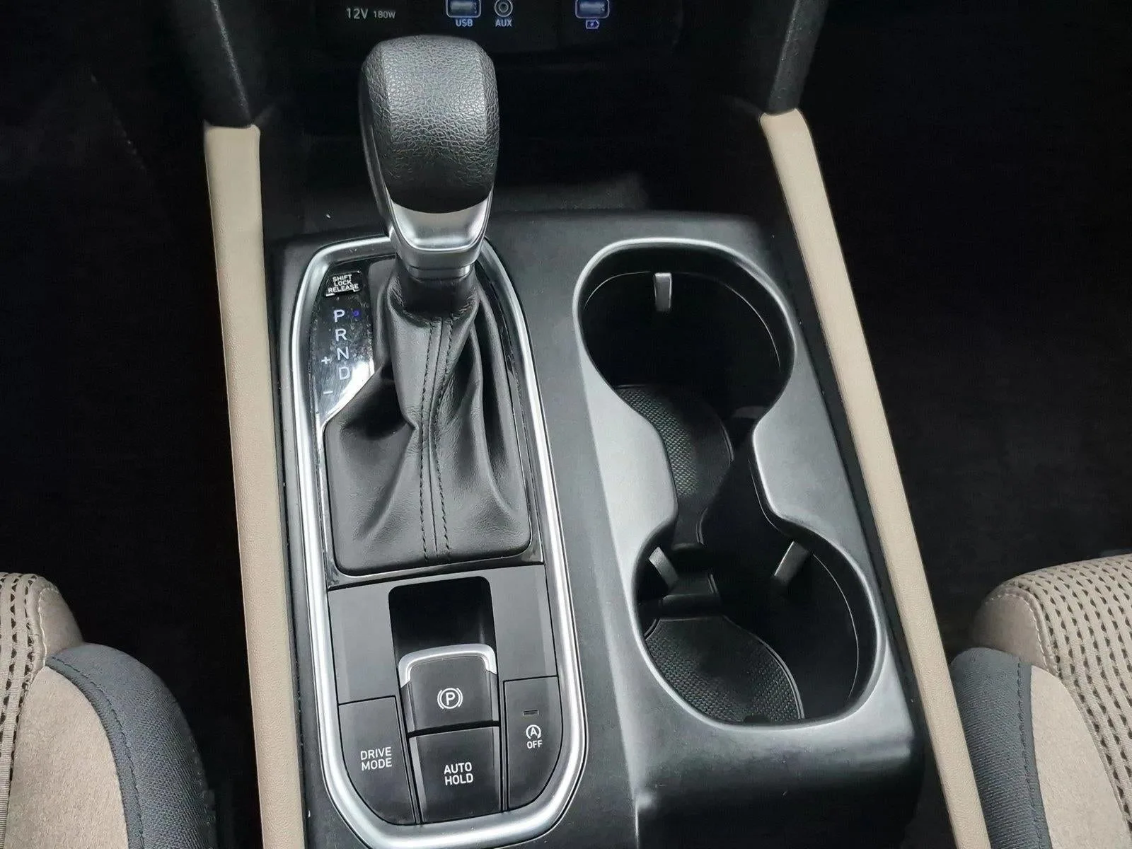 2020 Hyundai Santa Fe Base photo 12