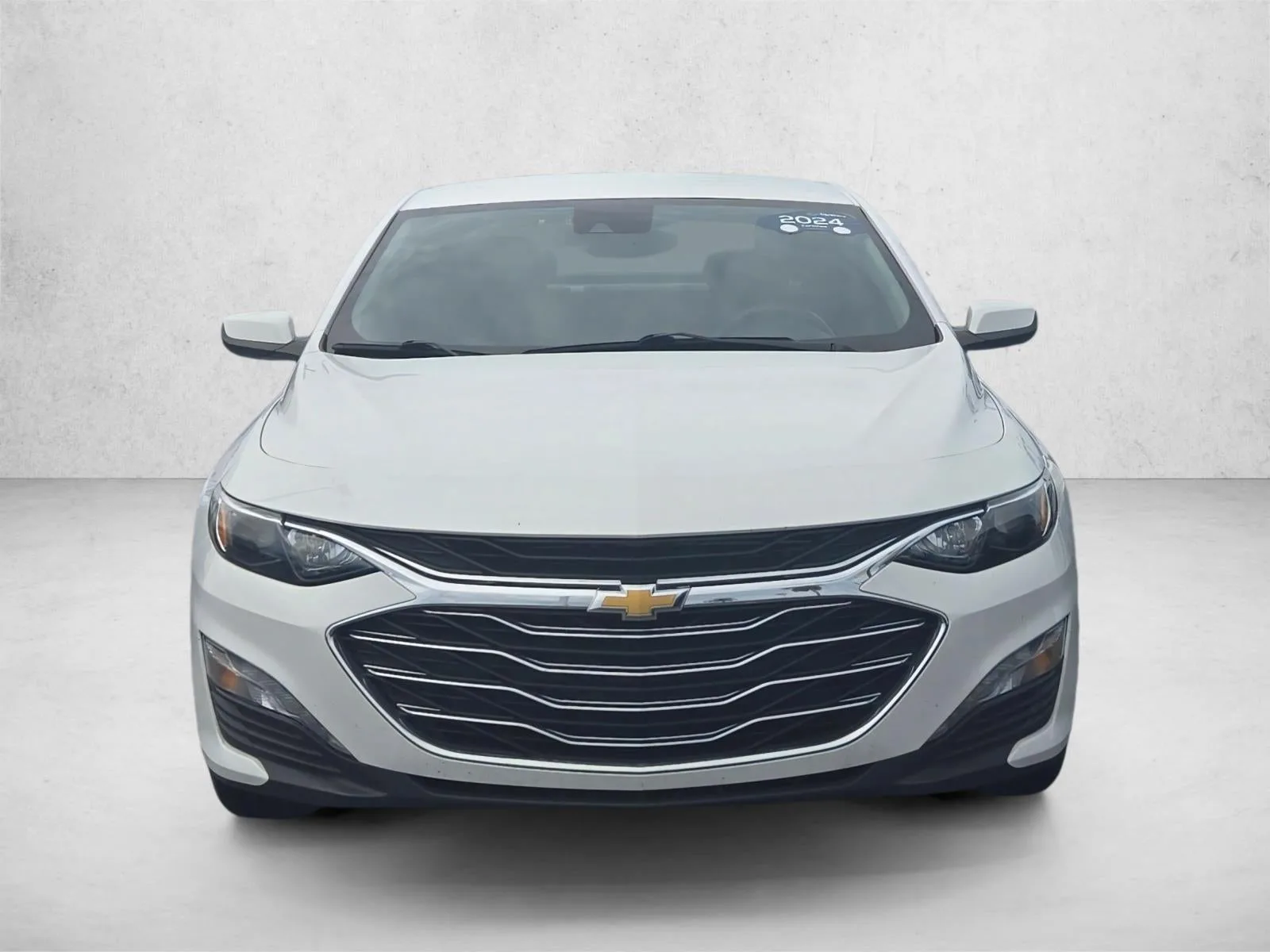 2024 Chevrolet Malibu 1LT photo 2