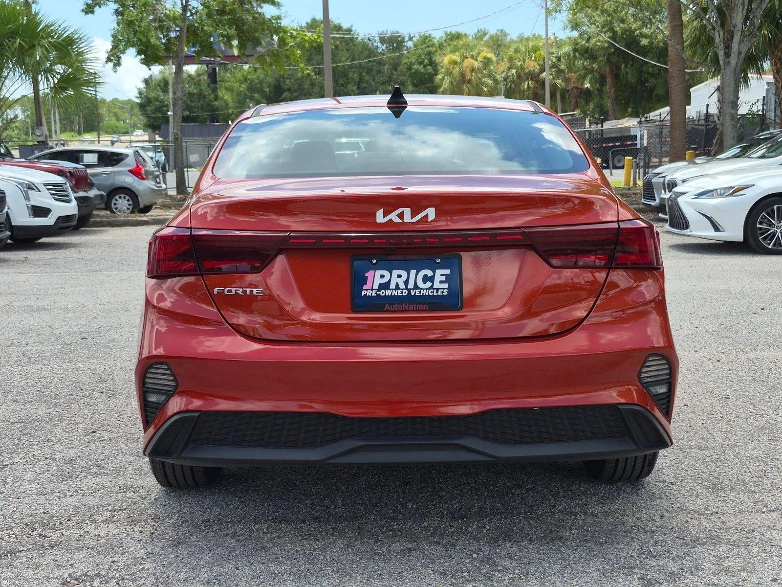 2022 Kia Forte LXS IVT photo 6