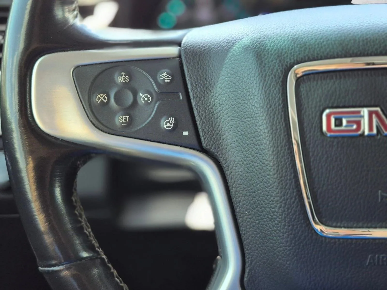 2020 GMC Yukon 4WD 4dr SLT photo 10