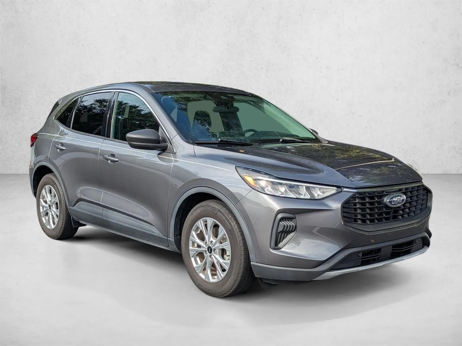 2023 Ford Escape Active FWD photo 3