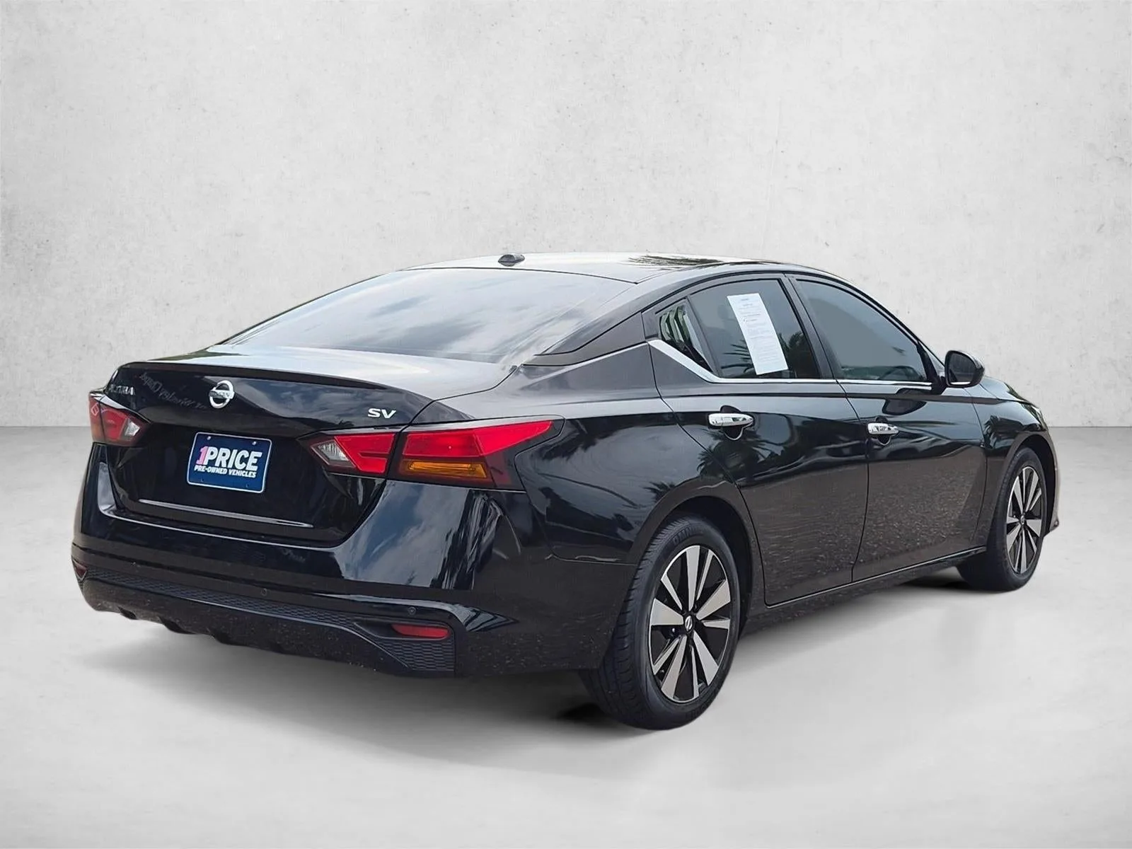 2022 Nissan Altima 2.5 SV Sedan photo 5