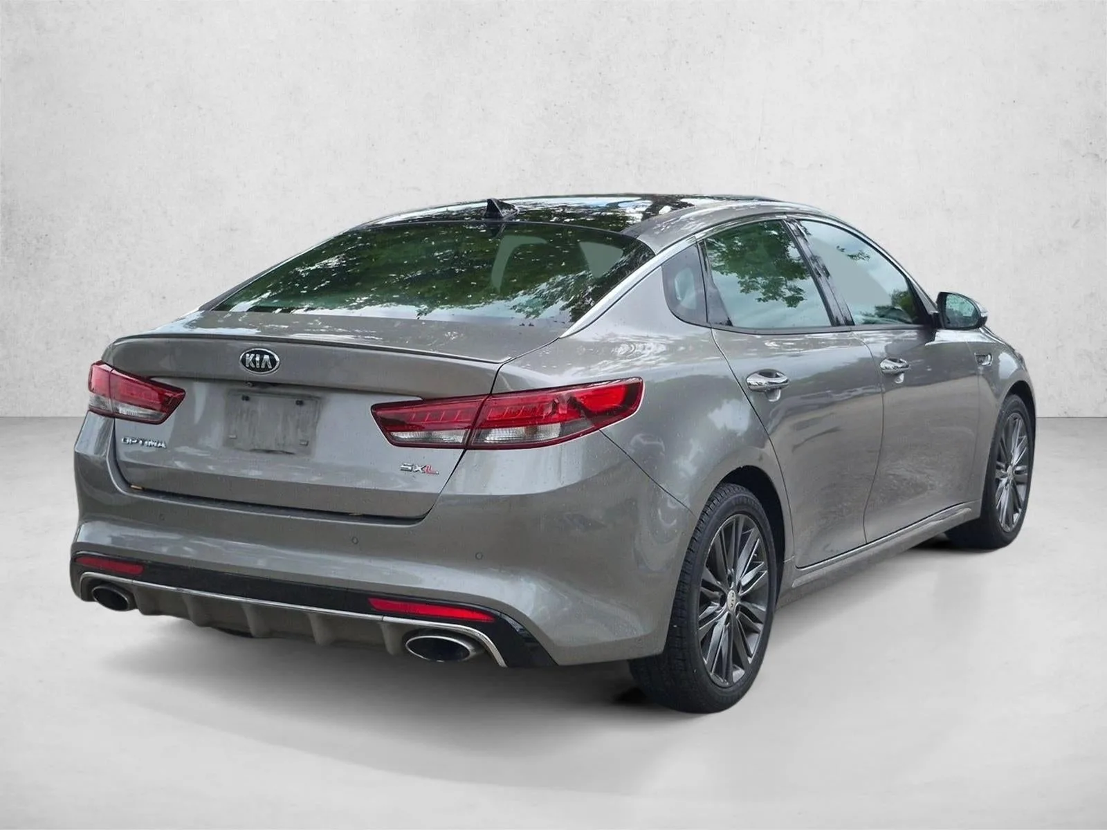 2018 Kia Optima SX Turbo photo 3