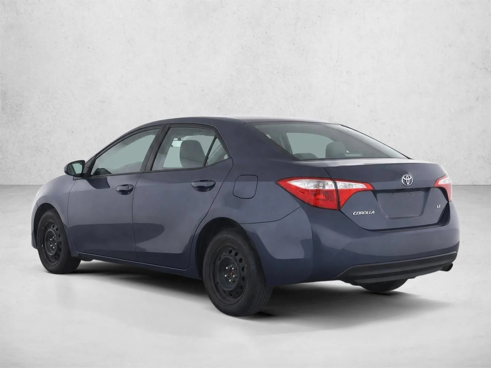 2016 Toyota Corolla 4dr Sdn CVT Auto LE (Natl) photo 5