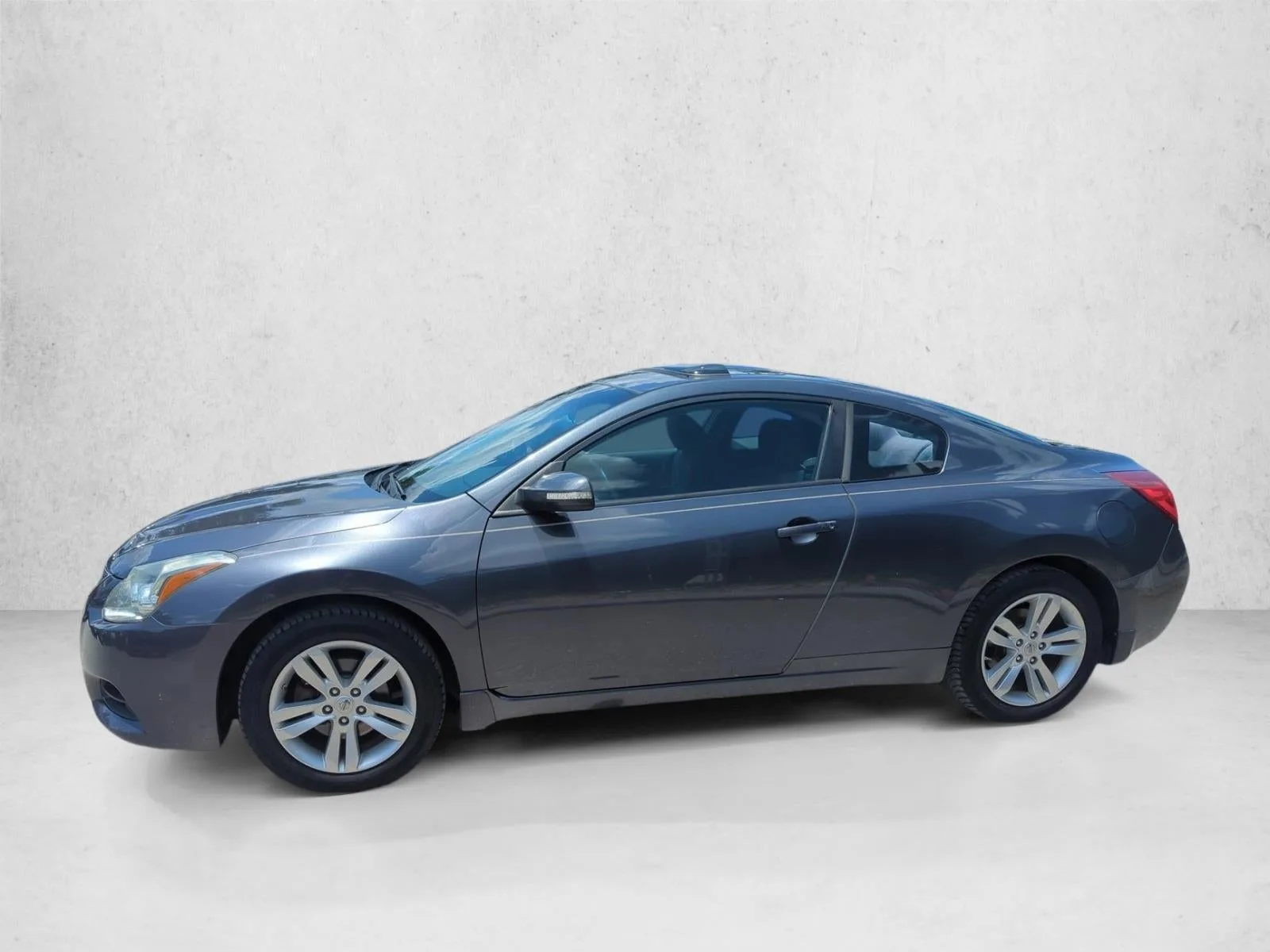 2013 Nissan Altima 2dr Cpe I4 2.5 S photo 8