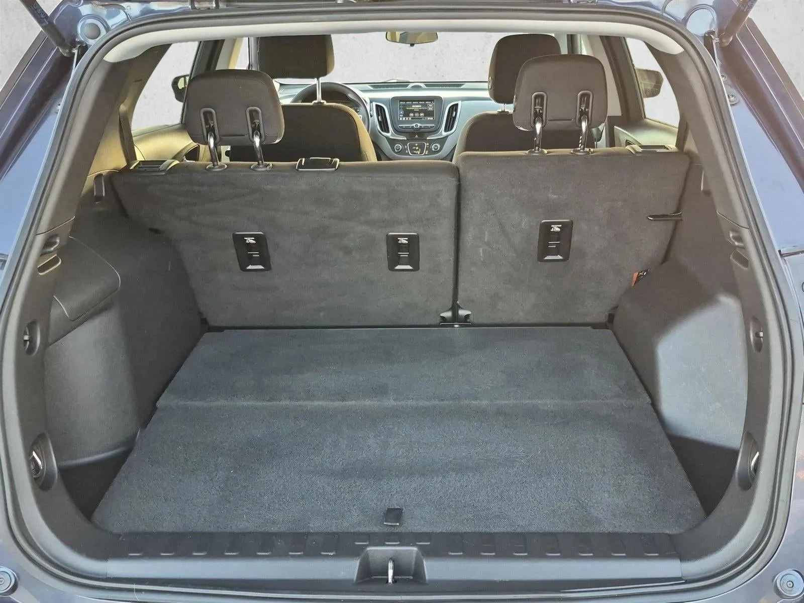 2019 Chevrolet Equinox LS photo 6