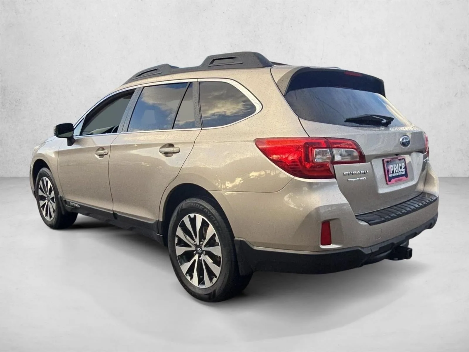 2015 Subaru Outback 2.5i Limited photo 8