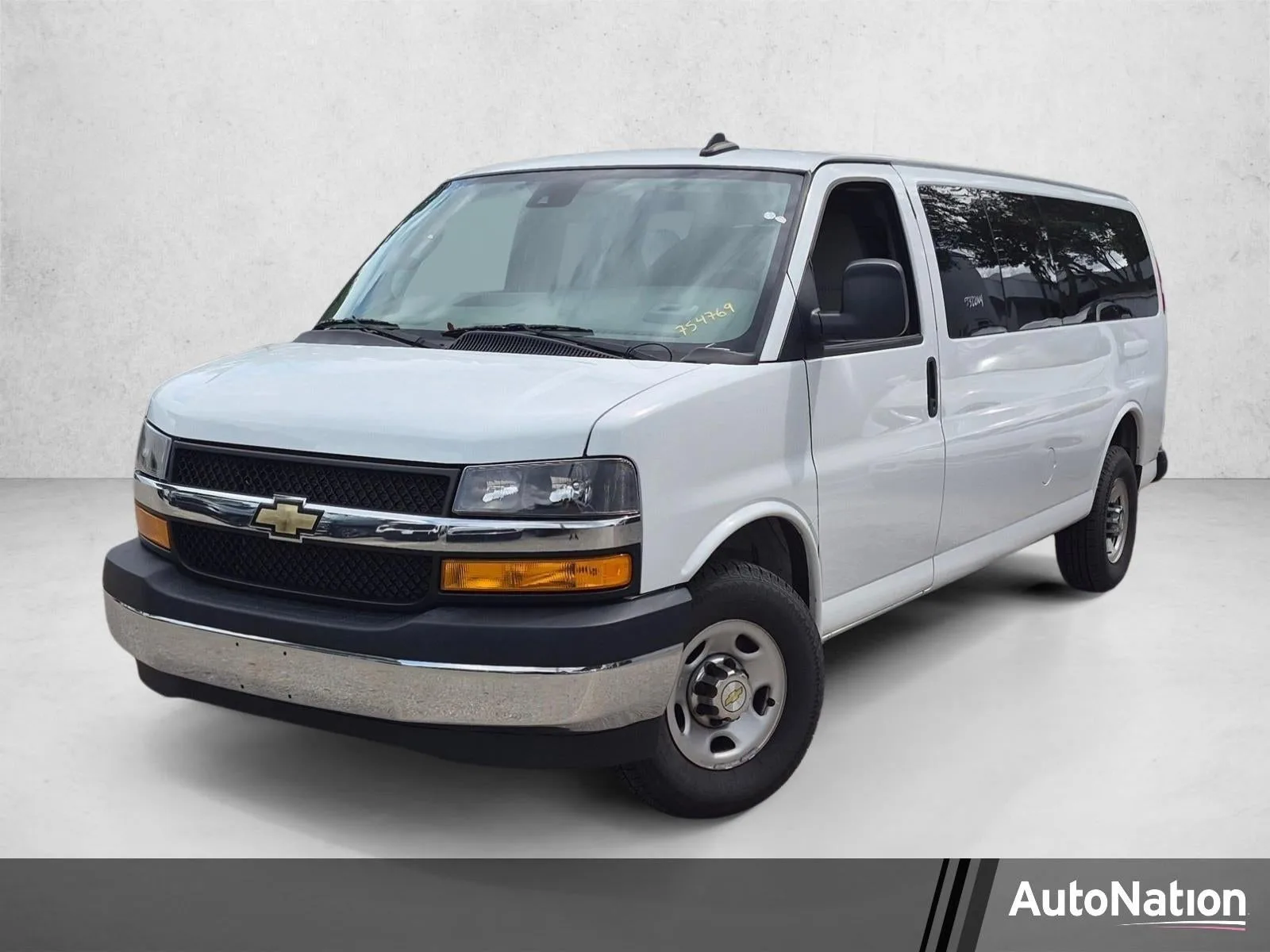 2024 Chevrolet Express Passenger 3500