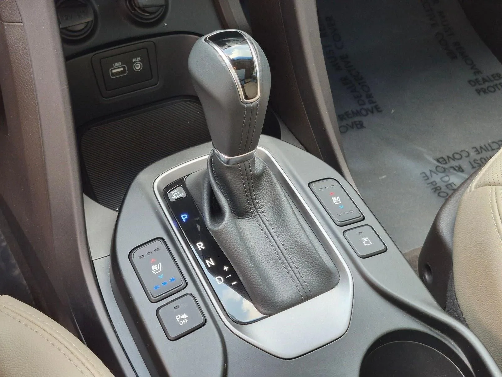 2017 Hyundai Santa Fe Sport 2.4L Auto photo 11