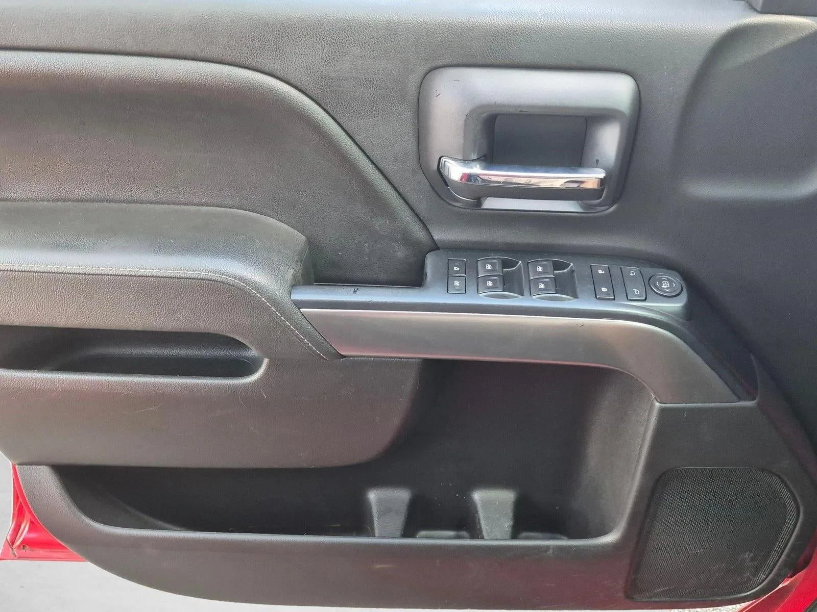 2016 Chevrolet Silverado 1500 LT photo 9