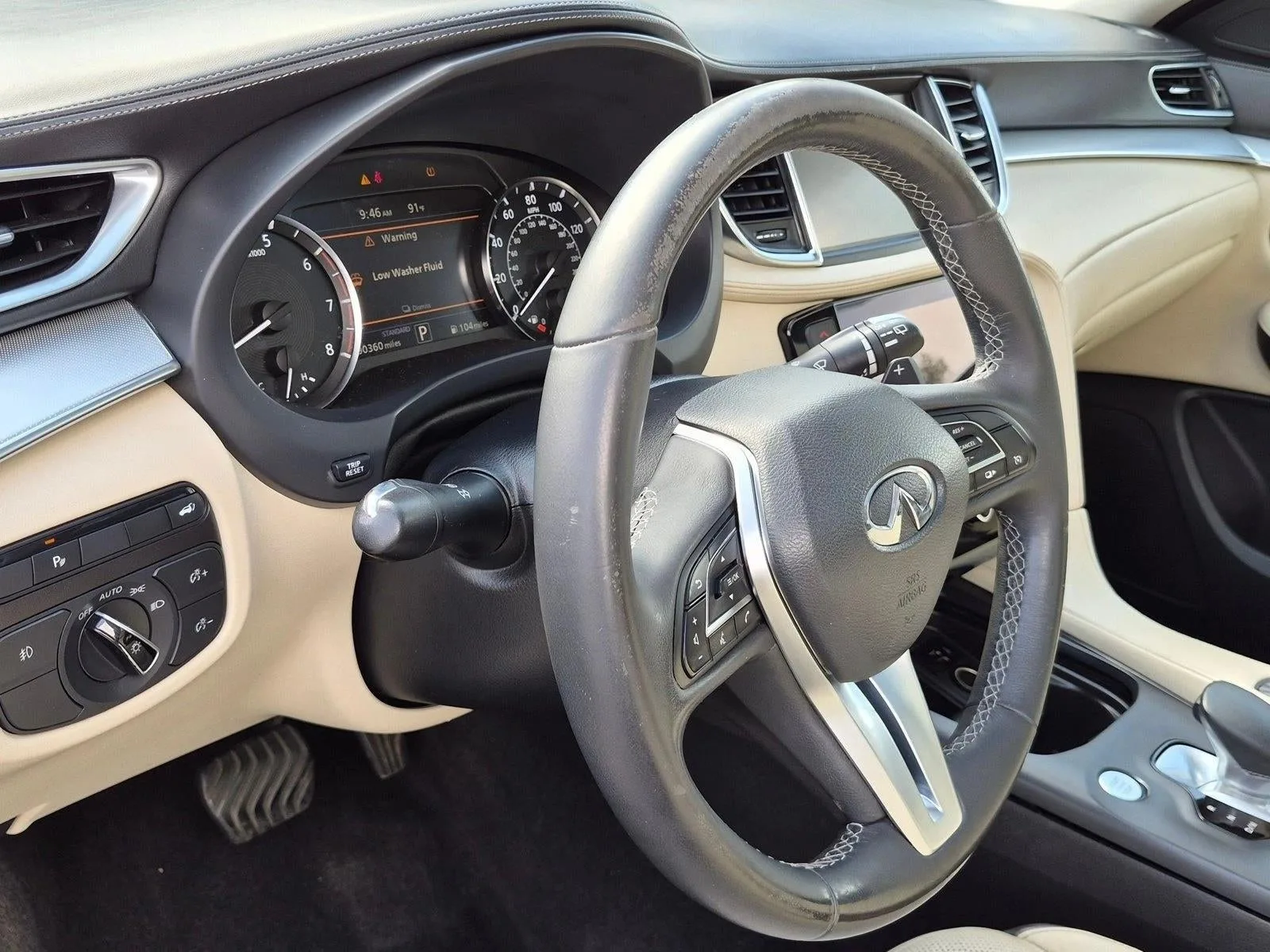 2019 INFINITI QX50 ESSENTIAL FWD photo 9
