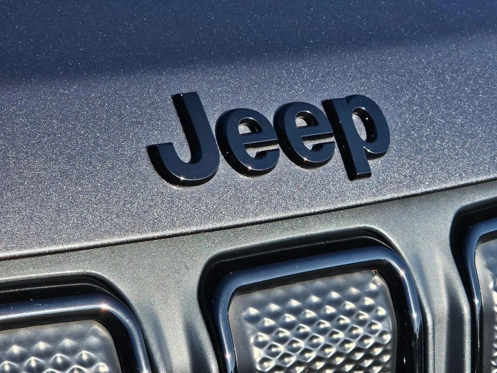 2022 Jeep Compass Altitude FWD photo 5