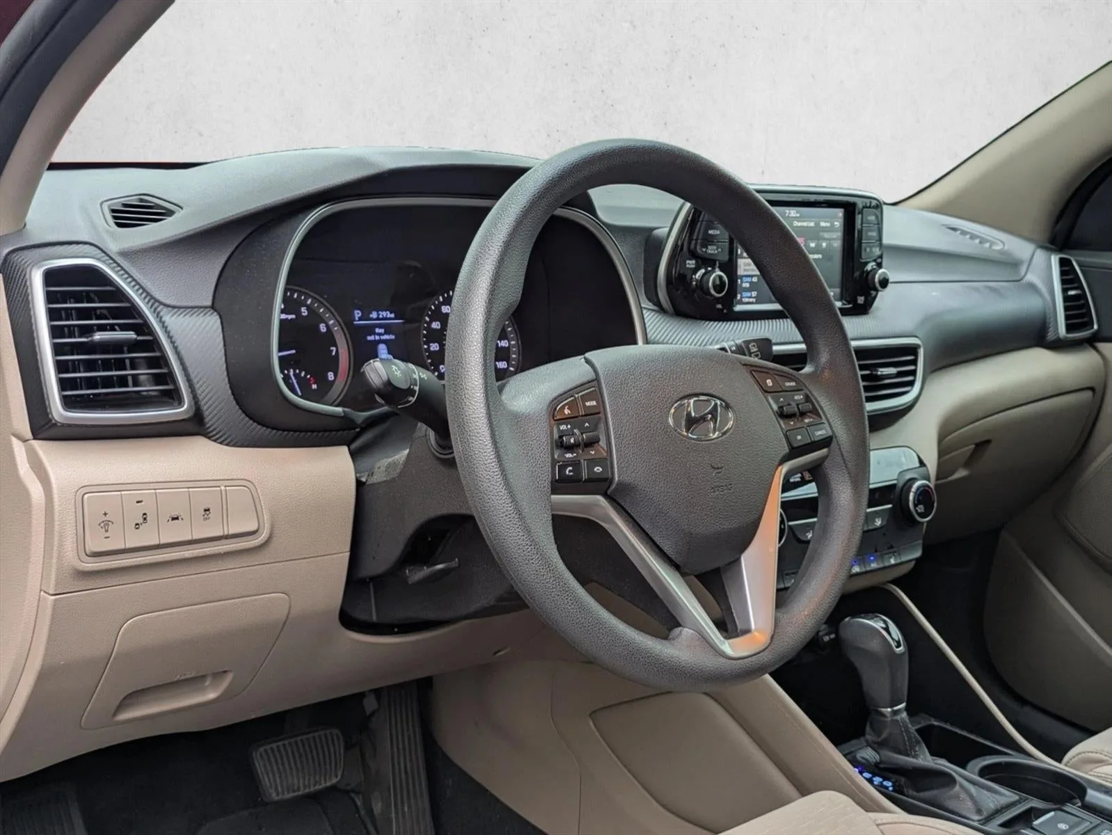 2020 Hyundai TUCSON Value FWD photo 3
