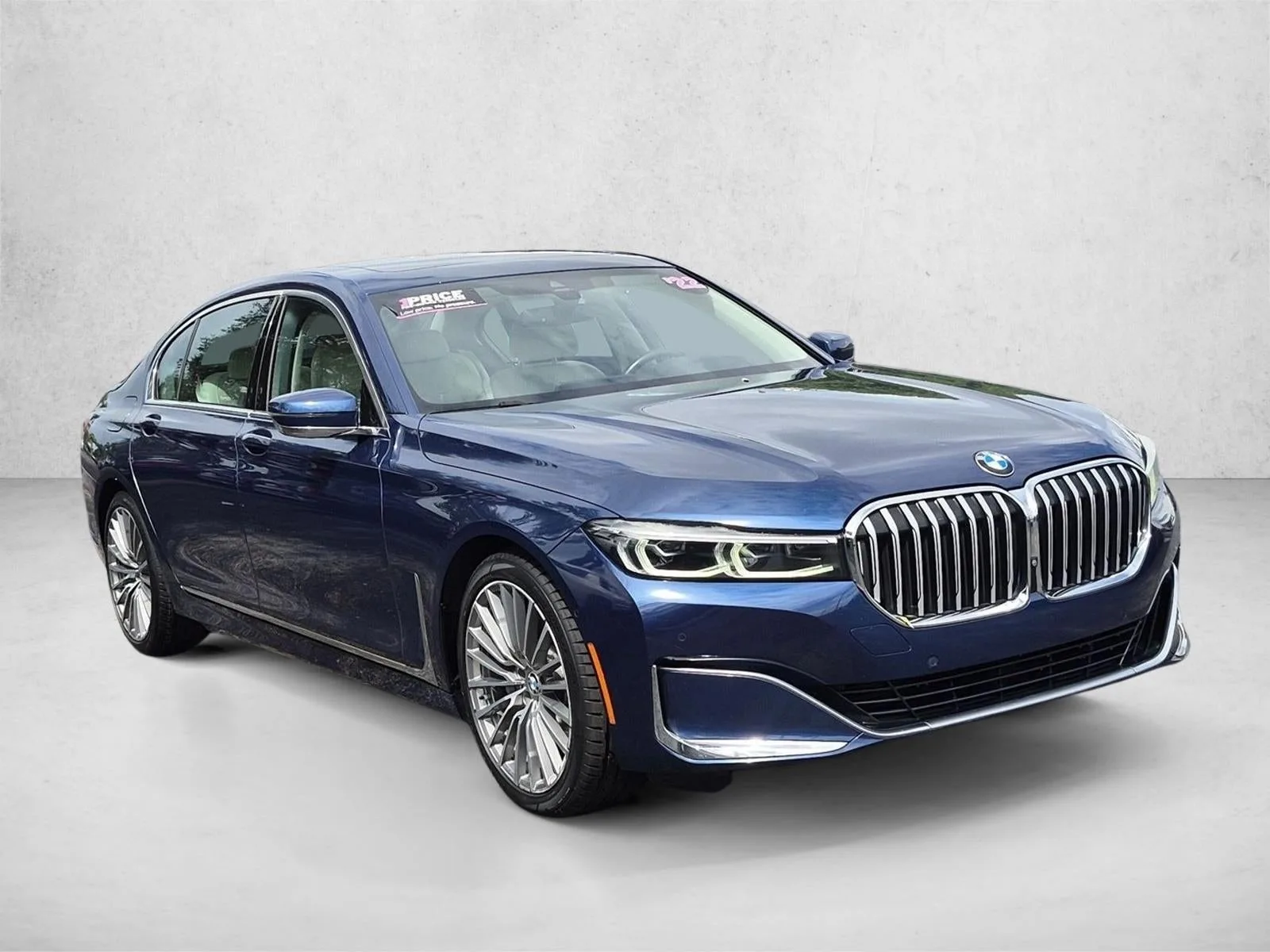 2022 BMW 740 i photo 3