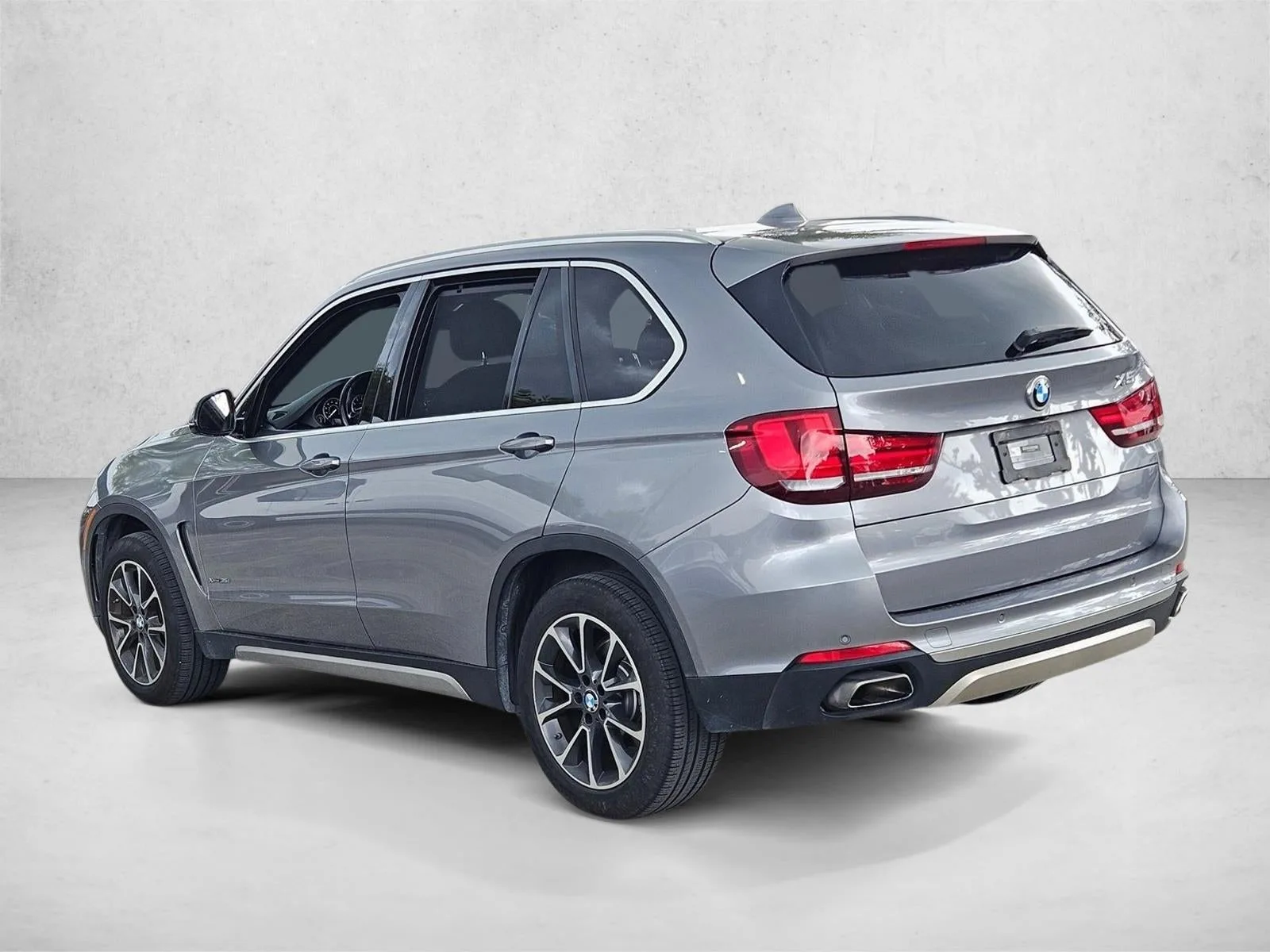 2018 BMW X5 xDrive35i Sports Activity Vehicle photo 7