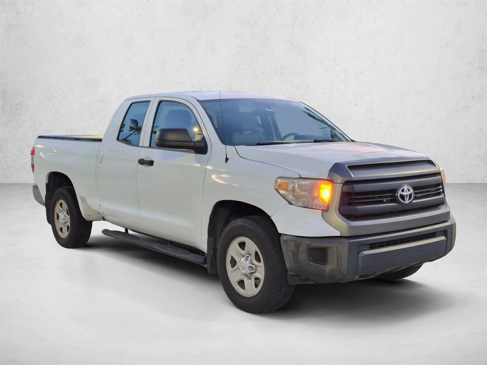 2017 Toyota Tundra 2WD 2WD SR Double Cab 6.5' Bed 4.6L (Natl) photo 3
